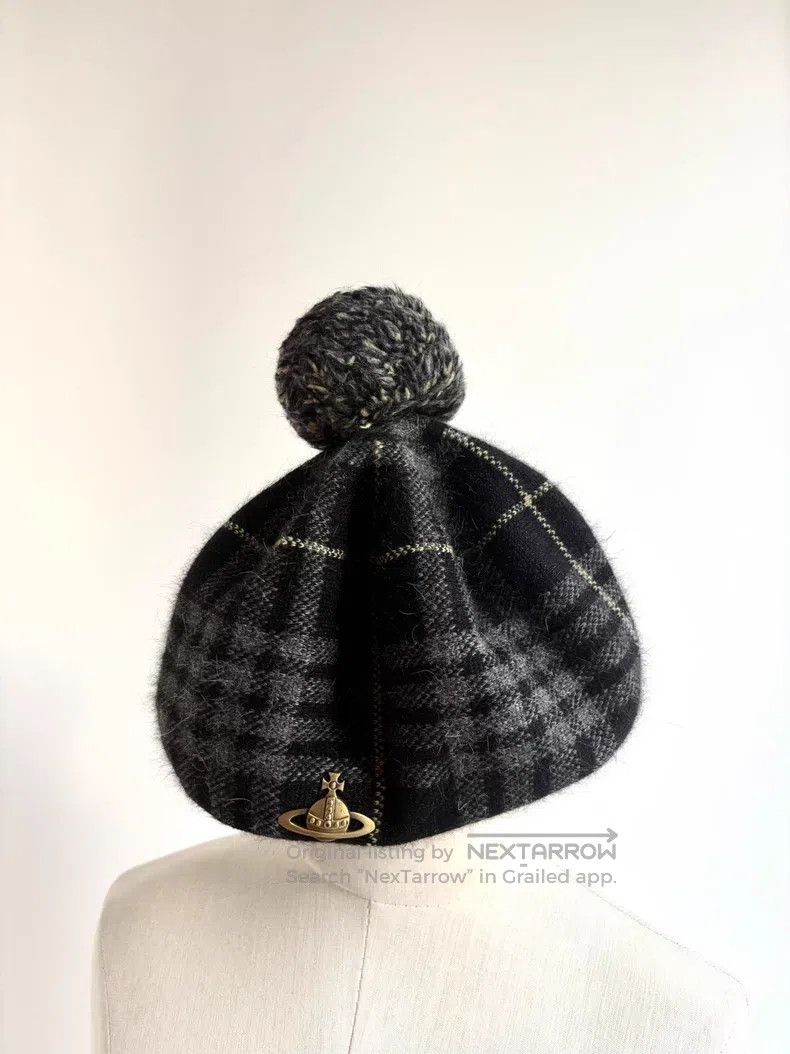 Vivienne Westwood Vivienne Westwood Gray and black checkered Saturn pom-pom Size ONE SIZE - 1 Thumbnail