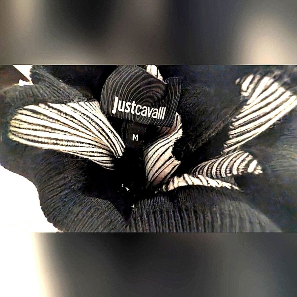 Just Cavalli JUST CAVALLI Black & White Turtleneck Sweater Size L / US 10 / IT 46 - 9 Thumbnail