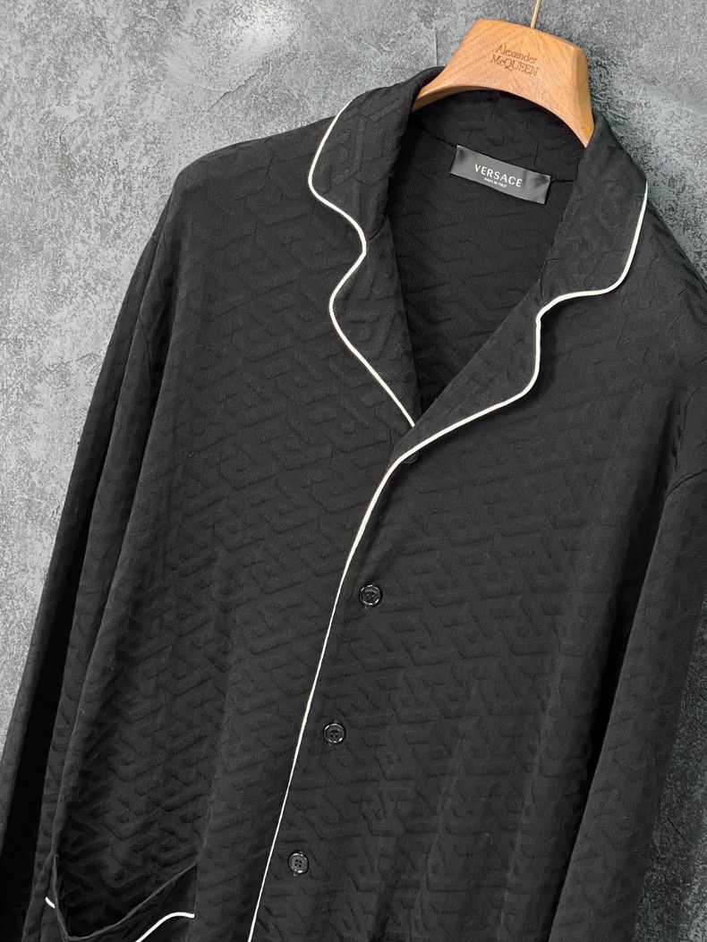 Versace Versace Back knit cardigan Size US M / EU 48-50 / 2 - 5 Thumbnail