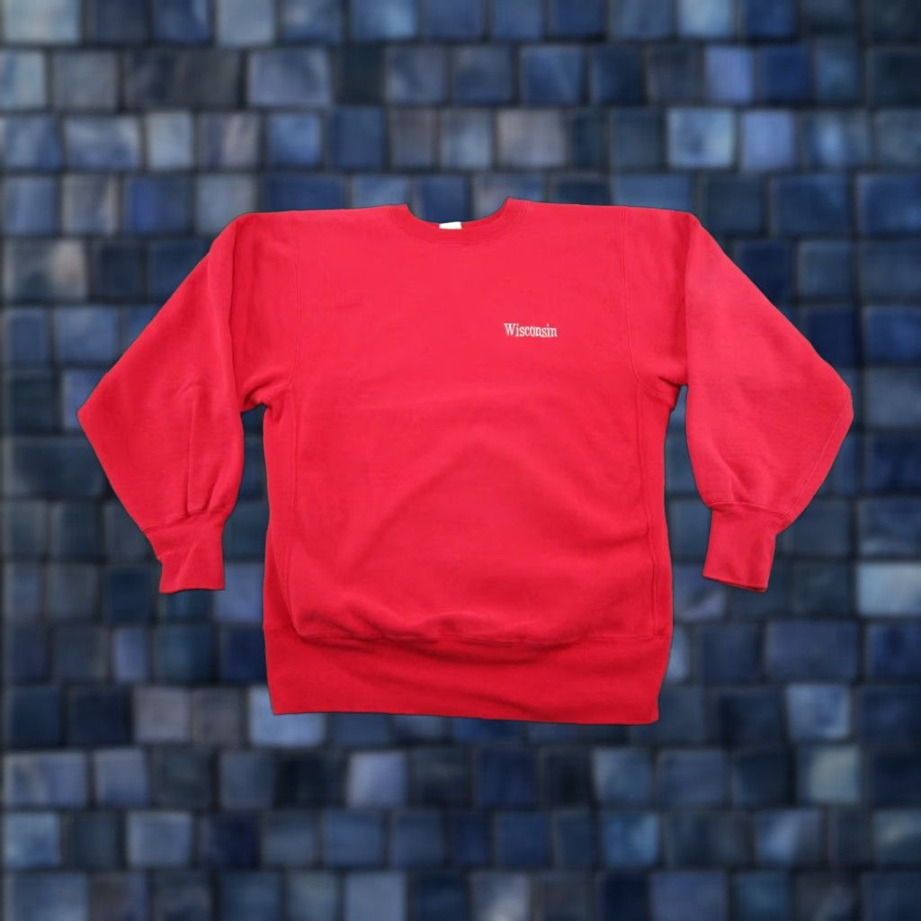 Champion VINTAGE Champion Reverse Weave College Crewneck Sz XL Red Wisconsin University Mens Sweatshirt Size US XL / EU 56 / 4 - 1 Thumbnail