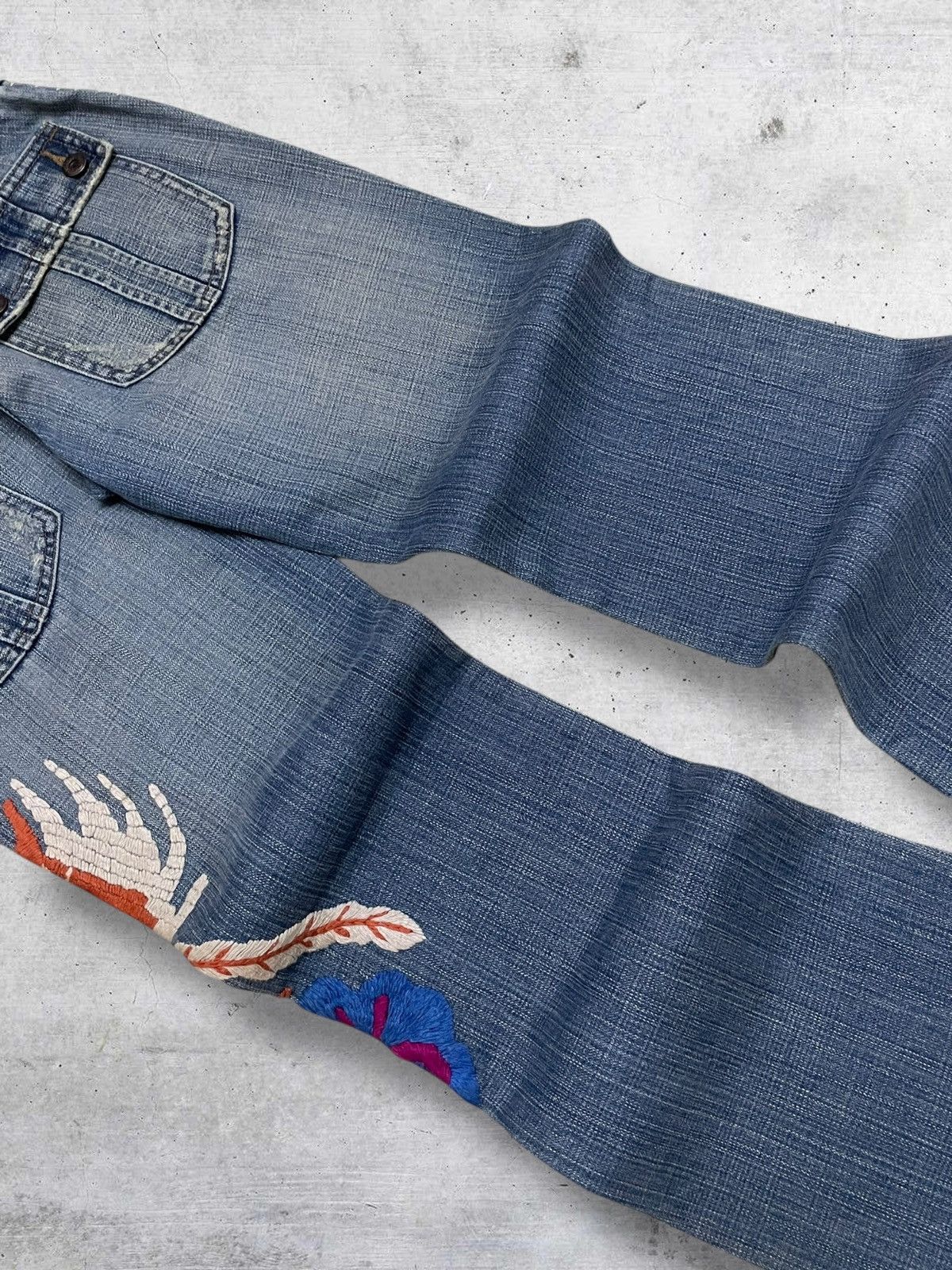 Tornado Mart VINTAGE SWITCH USA 90S OG DESIGNER EMRBOIDERED PHOENIX DENIM Size US 29 - 14 Thumbnail