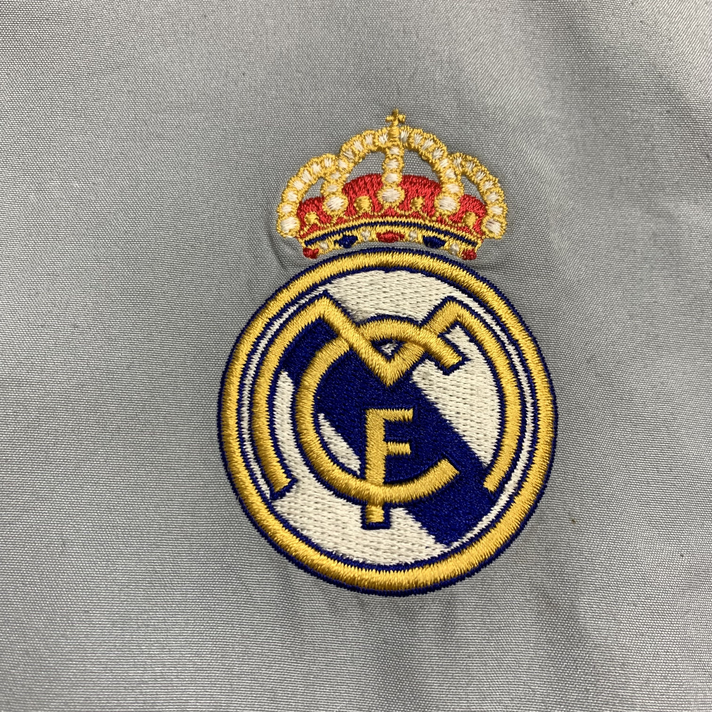 Adidas Real Madrid 2004/05 Track Jacket Size US M / EU 48-50 / 2 - 8 Thumbnail