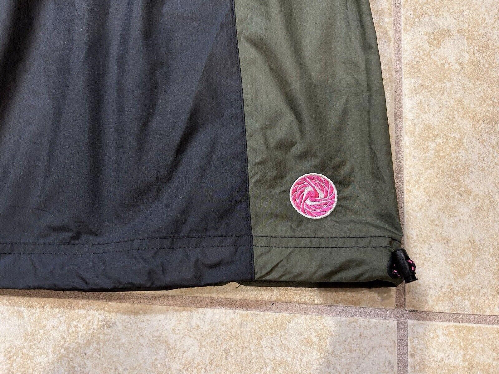 Nike Nike Sportswear Icon Clash Woven Mini Skirt Green/Black Size 32" / US 10 / IT 46 - 10 Thumbnail