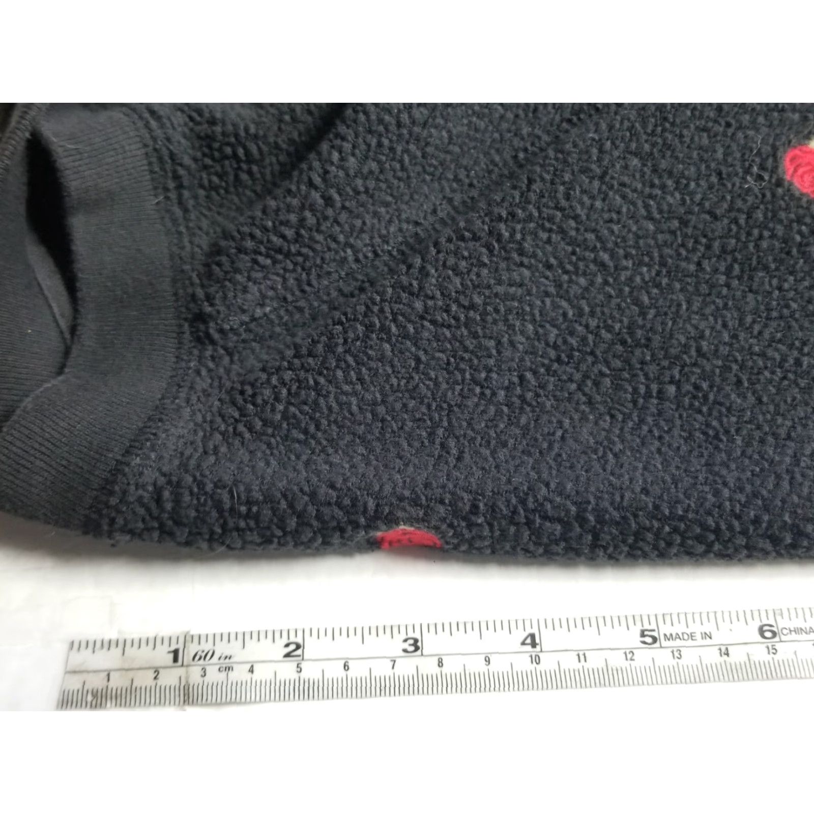 Vintage PINK Victoria's Secret Sweatshirt Womens Black S Pullover Embroidered Roses Sherpa Casual Activewear Small Rose Size S / US 4 / IT 40 - 7 Thumbnail