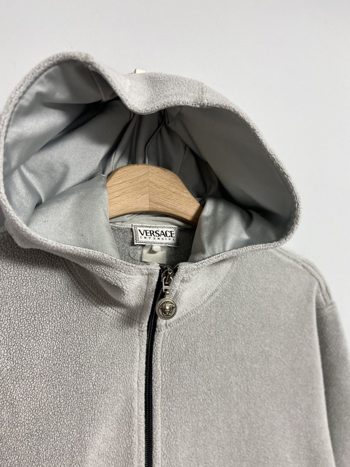 Versace Versace Vintage Zip Hoodie Fleece Size L / US 10 / IT 46 - 5 Thumbnail