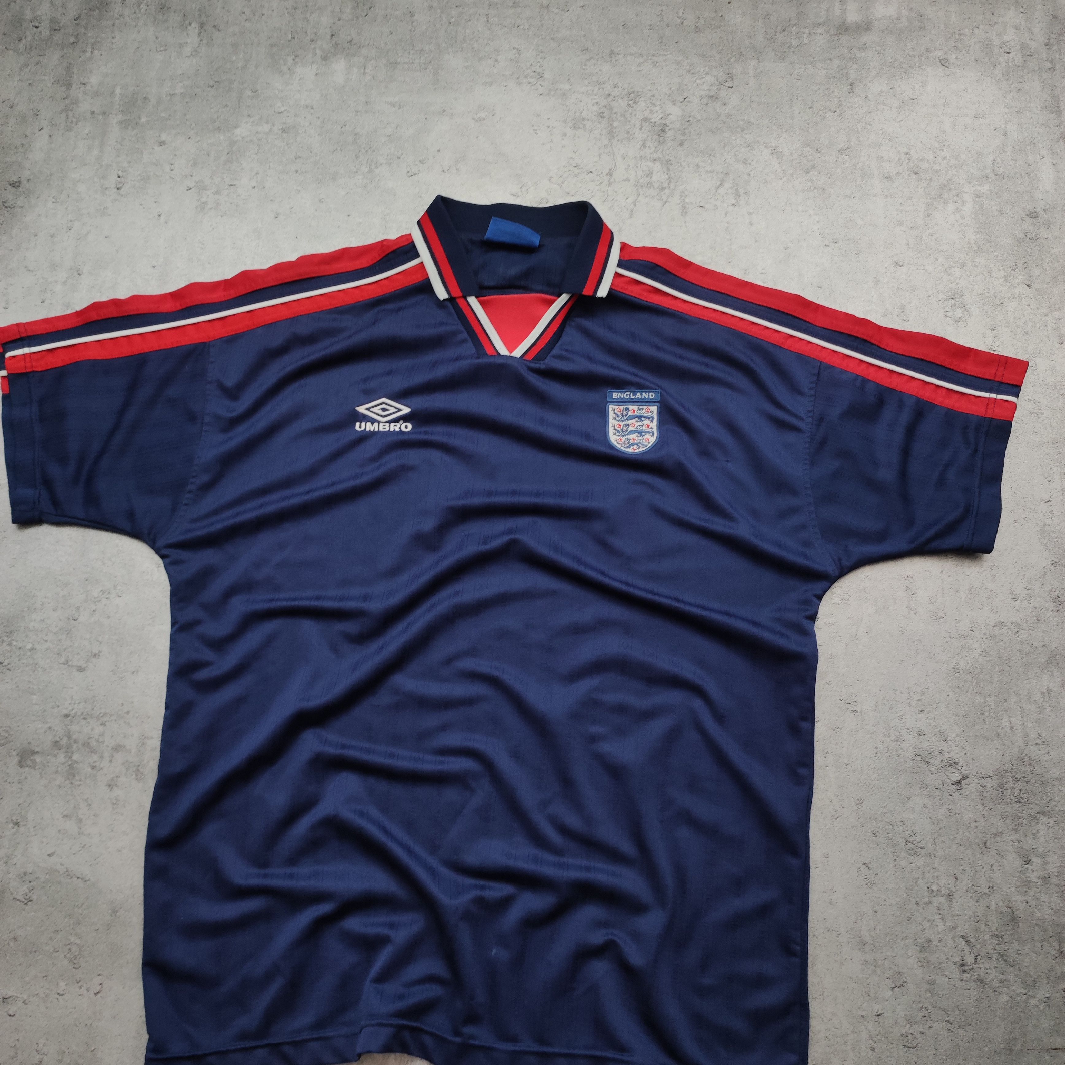 Umbro × Vintage Vintage RARE 90s Umbro x England National Football Kit Size US XL / EU 56 / 4 - 2 Thumbnail