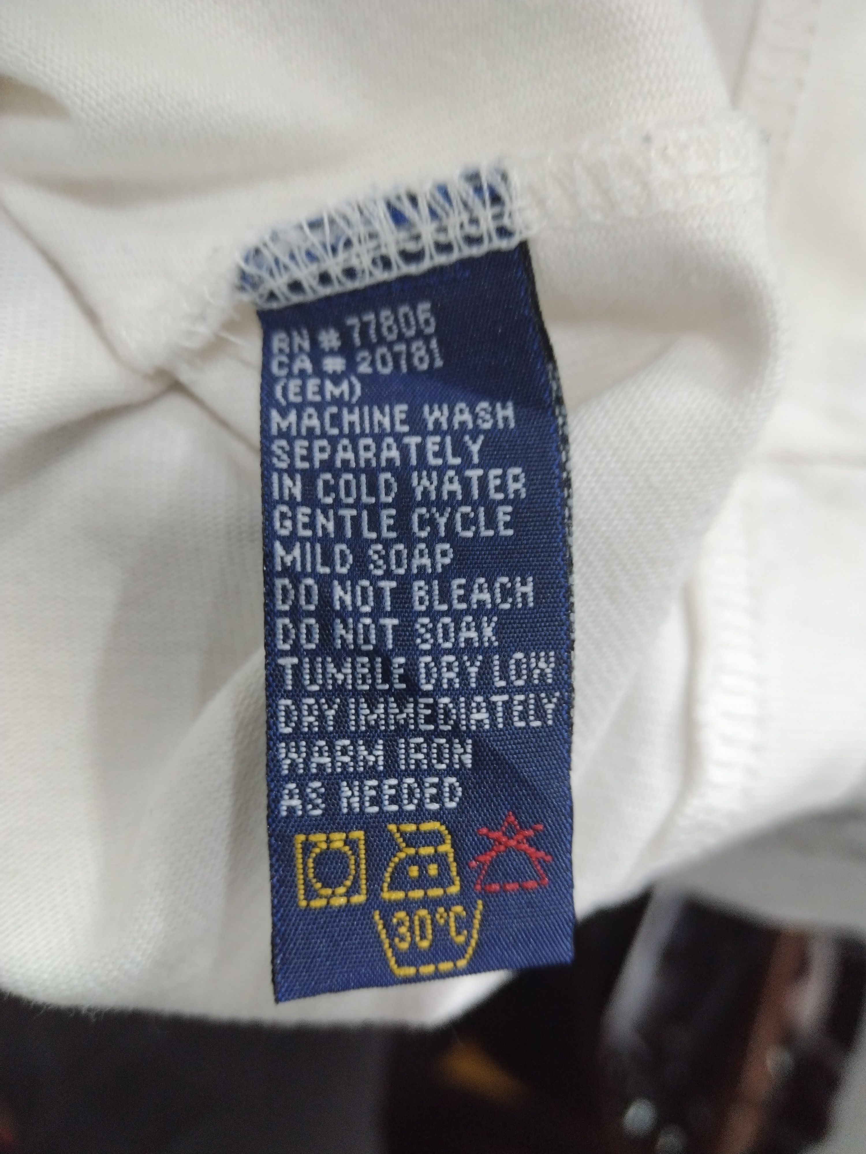 Designer × Tommy Hilfiger 🔥Send offer💥VINTAGE TOMMY HILFIGER LONG T SHIRT BIG LOGO Size US M / EU 48-50 / 2 - 10 Thumbnail