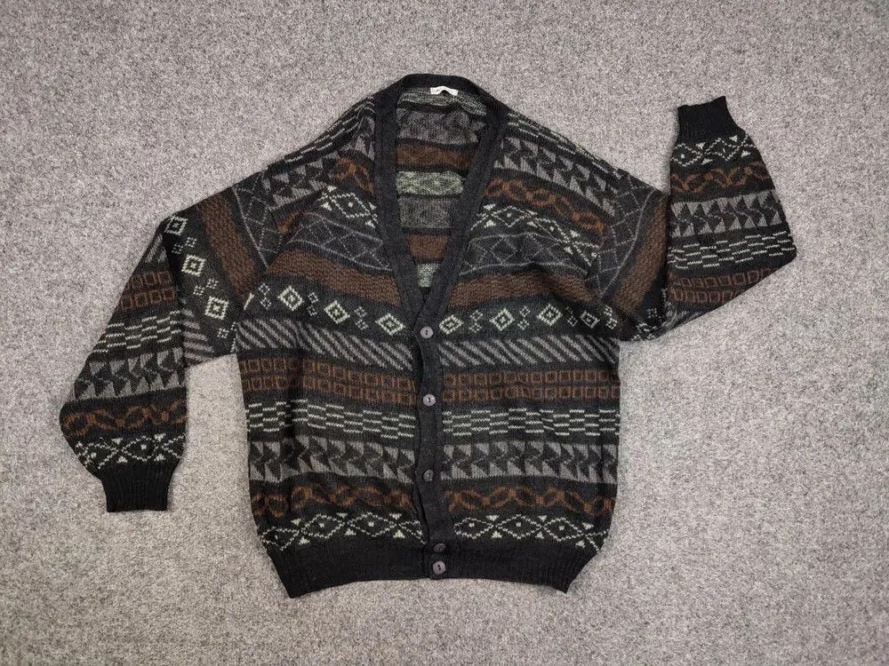 Japanese Brand Vintage 90's Japanese Patterned Cardigan Knitted Sweater Size US L / EU 52-54 / 3 - 6 Thumbnail