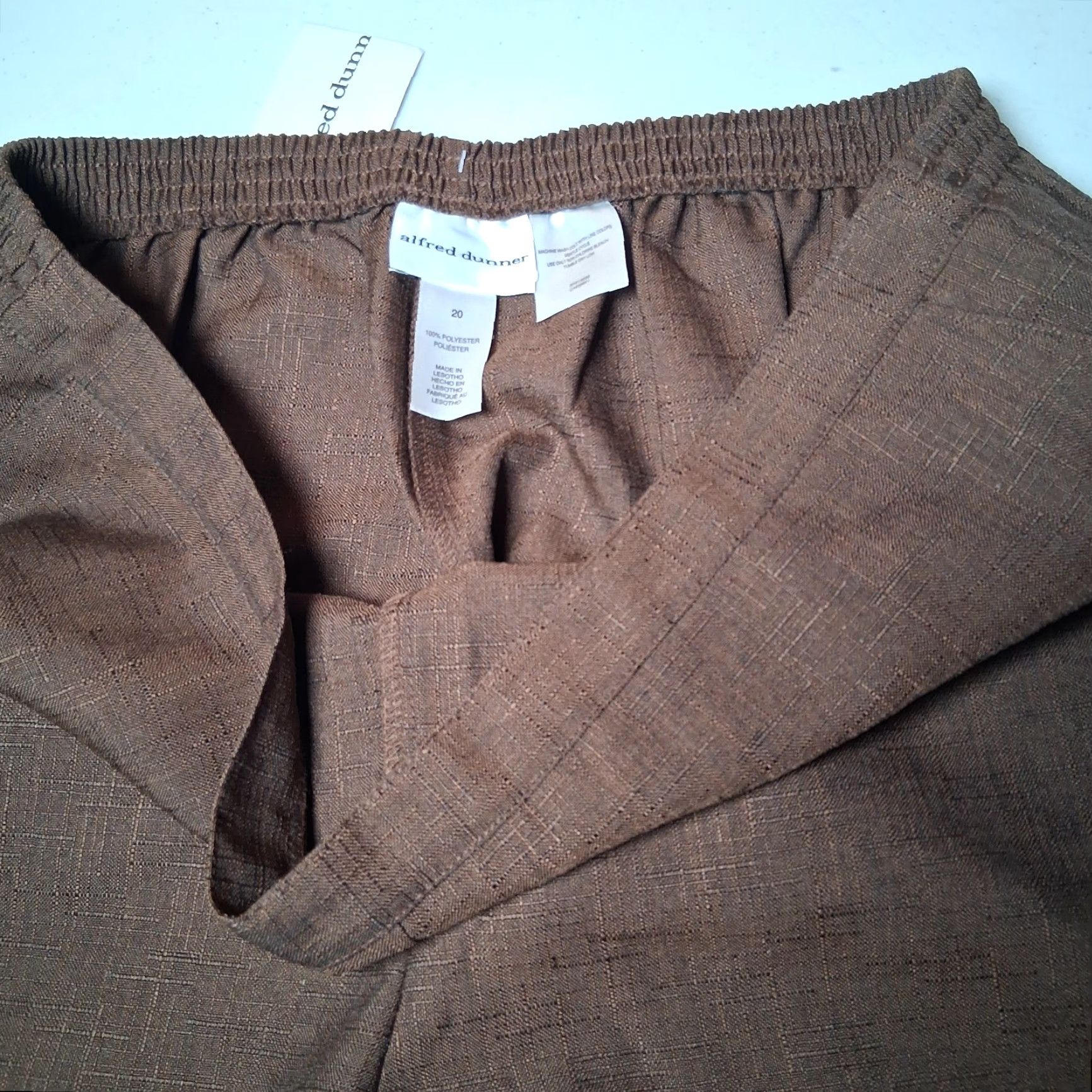 Vintage VINTAGE Alfred Dunner Pants Plus Size 20 Brown Woven Slacks Elastic Waist Pull On Dress Pants Women Size 42" / US 20 - 7 Thumbnail