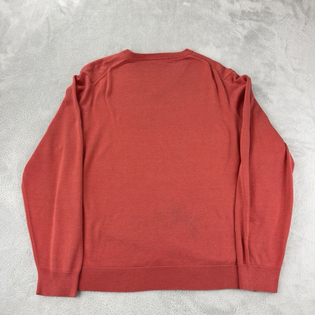Brooks Brothers Brooks Brothers Men's Size XL V Neck 70% Silk 30% Cotton Size US XL / EU 56 / 4 - 4 Thumbnail