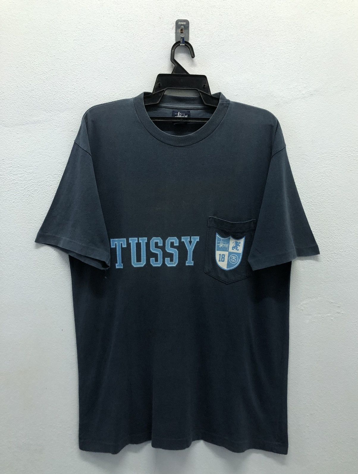 Stussy Vintage Stussy 18 Made In Usa T-Shirt Size US L / EU 52-54 / 3 - 1 Thumbnail