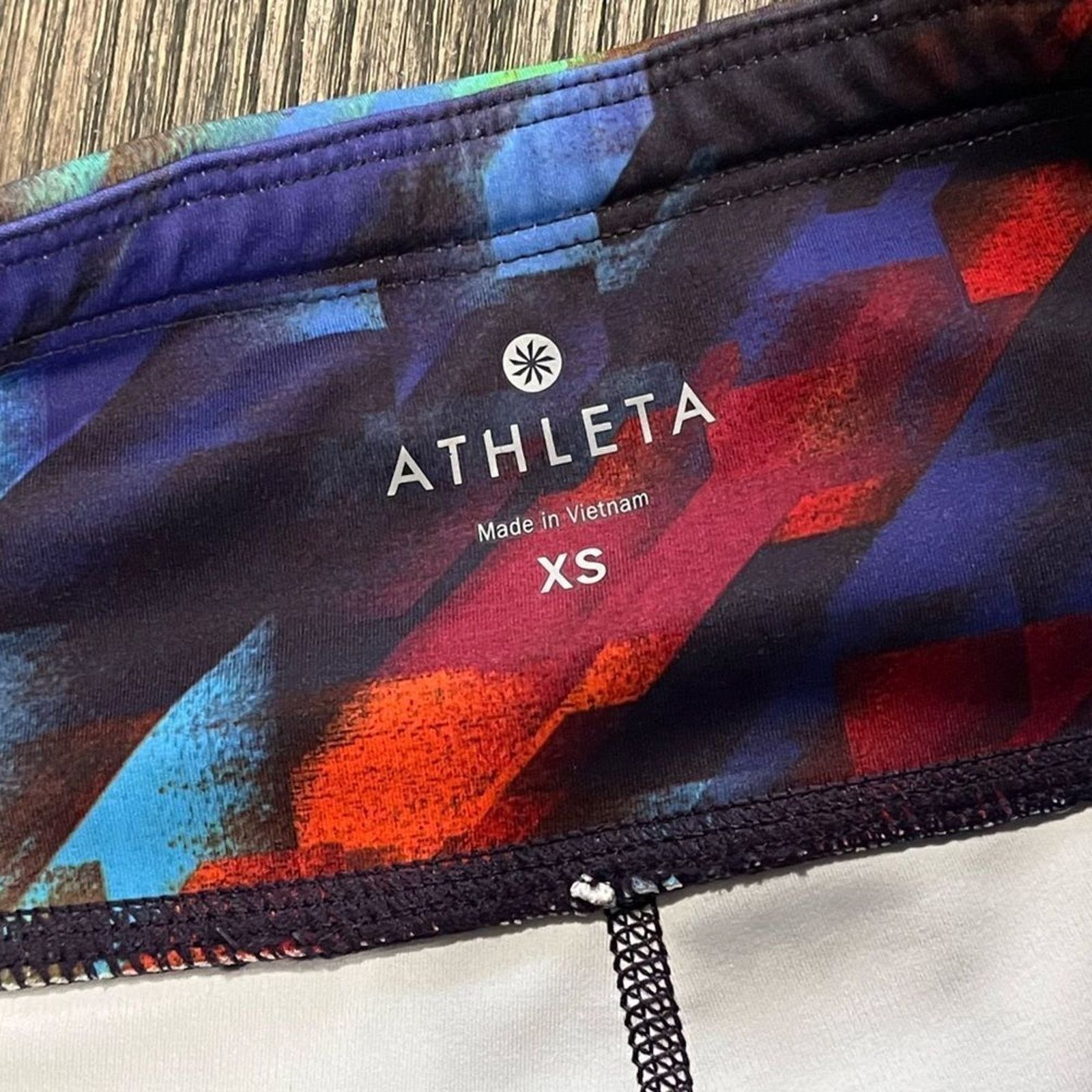 Athleta Athleta Colorburst Sonar Rainbow Leggings Size XS Size 25" / US 0 / IT 36 - 10 Thumbnail