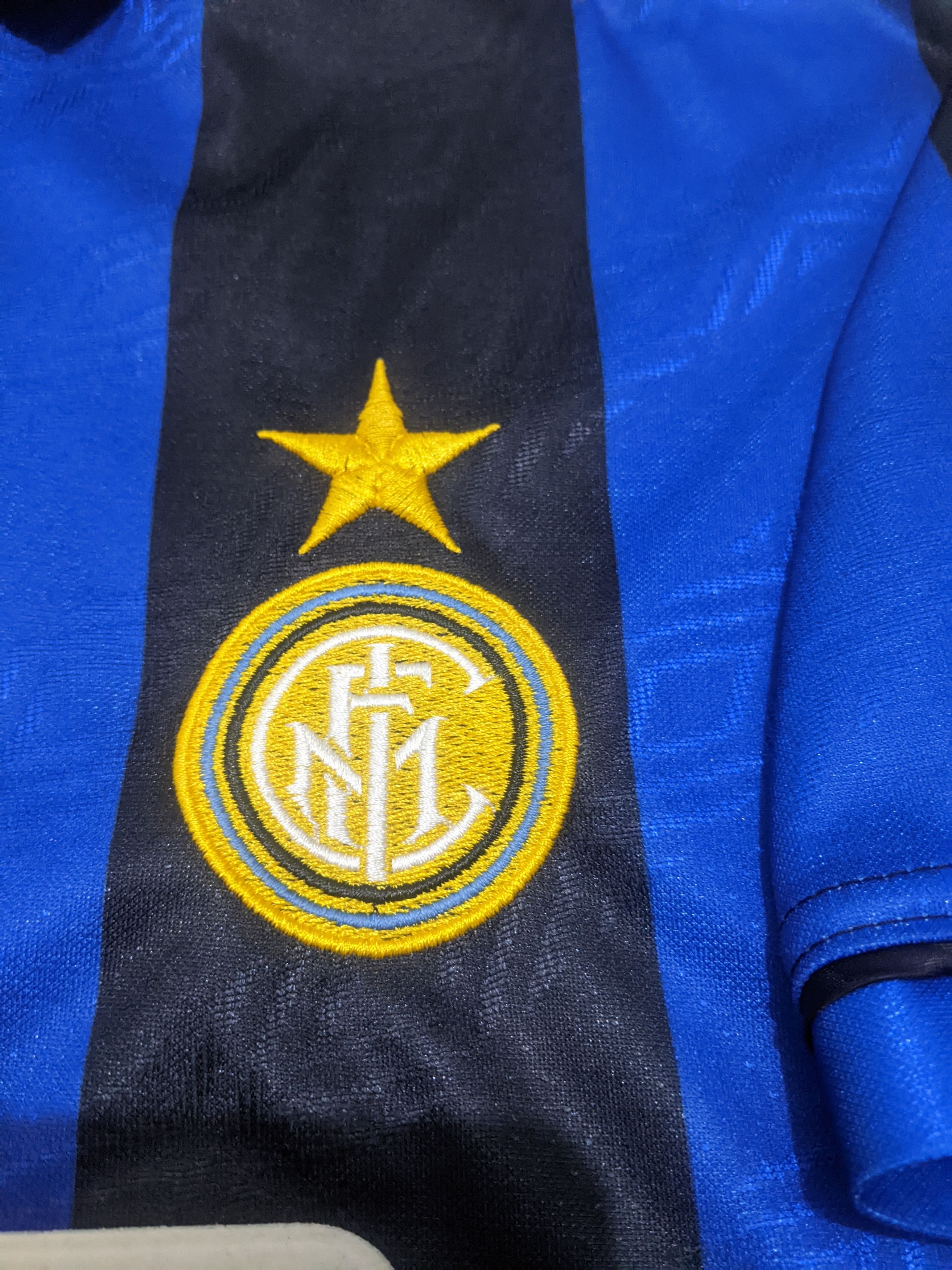 Umbro inter Milan home 1995-96 Roberto carlos football shirt Size US M / EU 48-50 / 2 - 7 Thumbnail