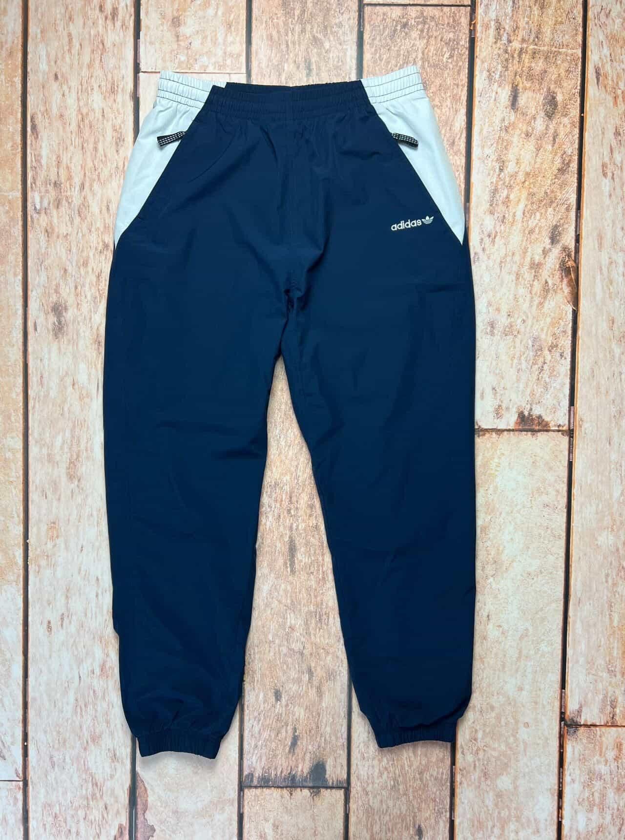 Adidas Adidas sweatpants size M Size US 36 / EU 52 - 1 Thumbnail