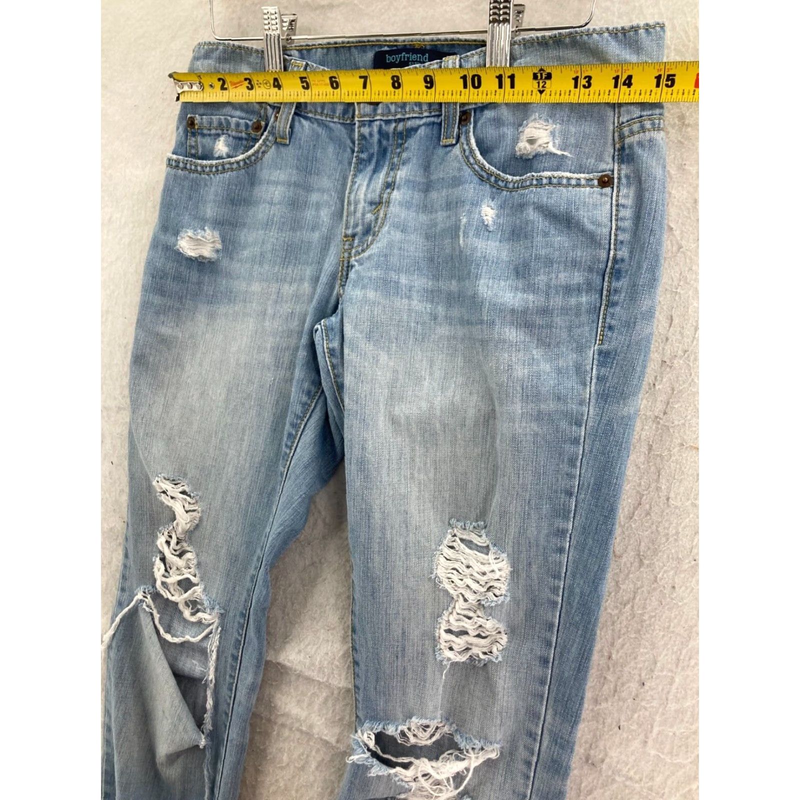 Levi's VINTAGE Levis 513 Boyfriend Jeans Womens 1 M Distressed Light Wash Denim Shirt Size 25" / US 0 / IT 36 - 2 Thumbnail