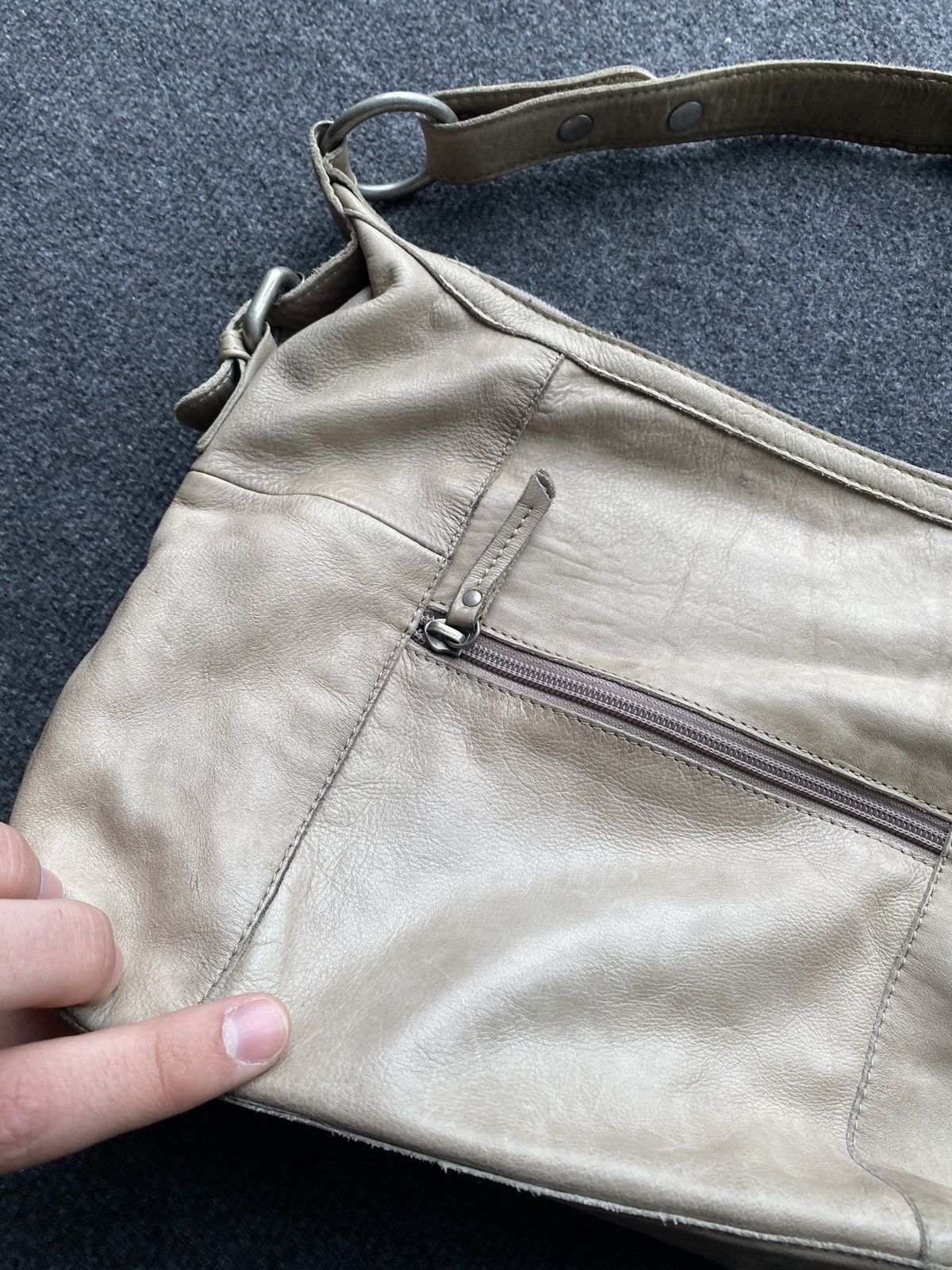 Other 🔥Varese Leather handle bag women one size alt goth emo y2k Size ONE SIZE - 14 Thumbnail