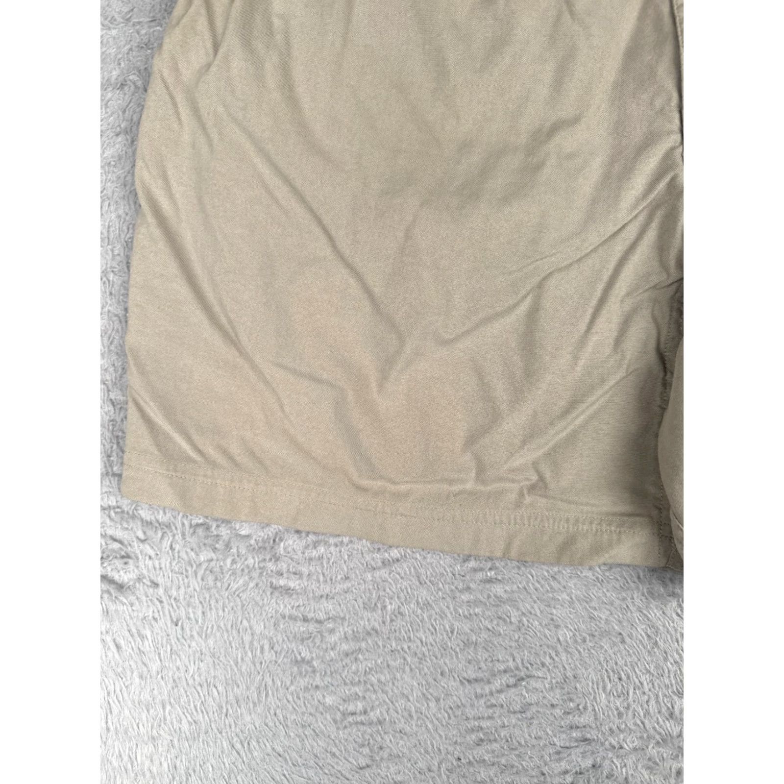 The North Face VINTAGE The North Face Shorts Men 34 Beige 100% Nylon Zip Pocket Pleated Hike 7" Size US 34 / EU 50 - 3 Thumbnail