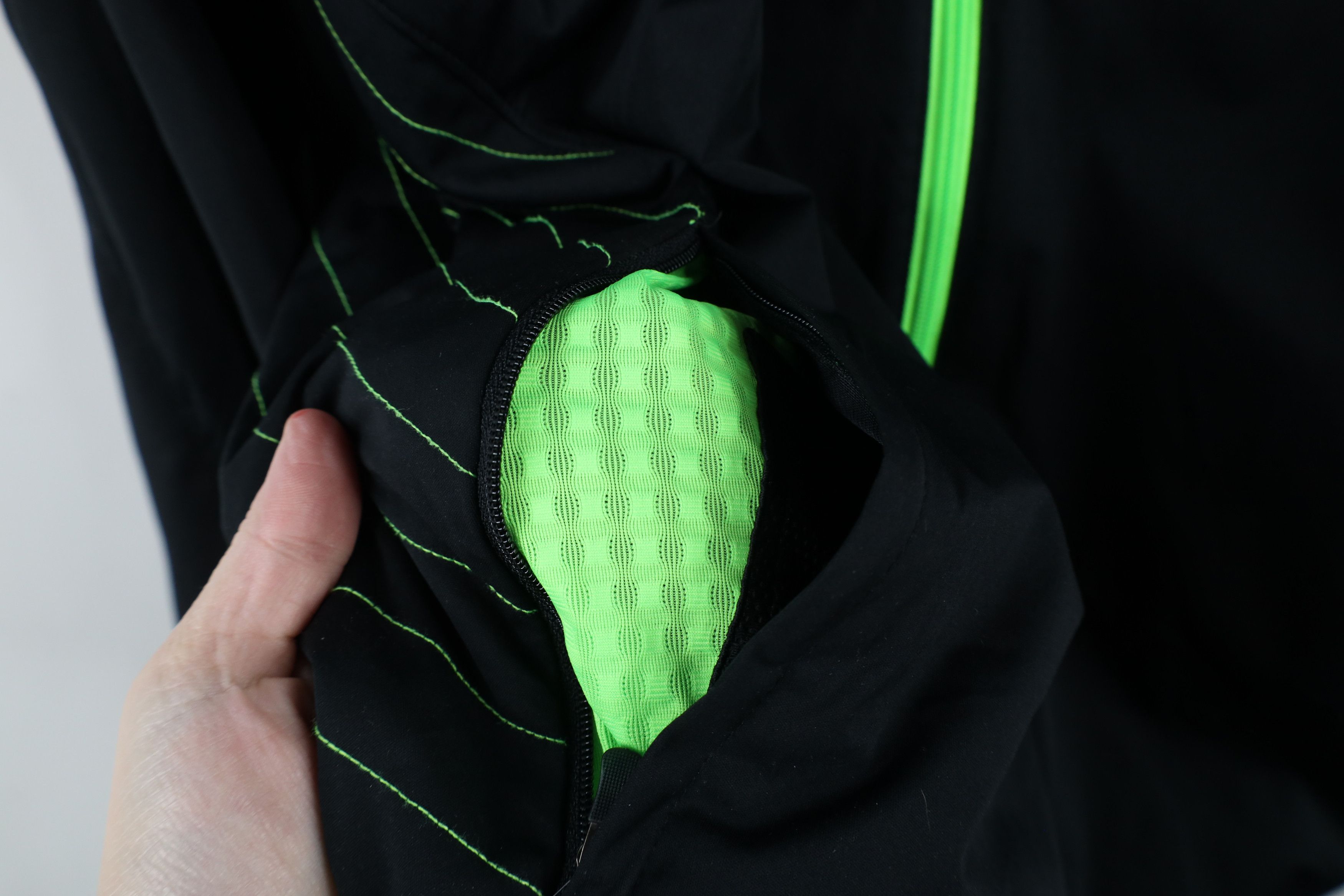 Saucony × Vintage Saucony Running Reflective Running Jogging Full Zip Jacket Size US L / EU 52-54 / 3 - 6 Thumbnail
