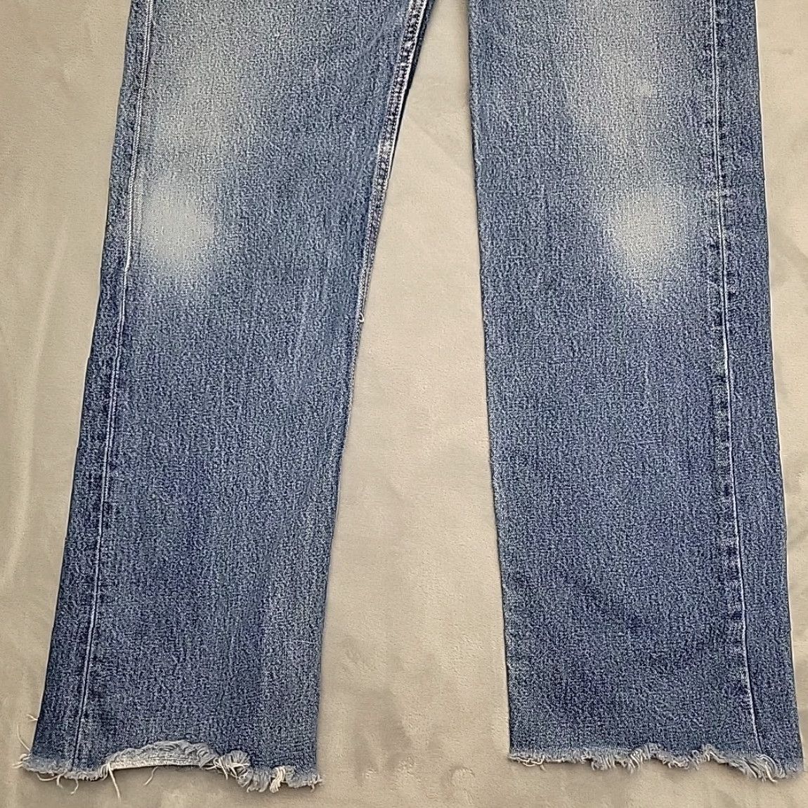 Denime VINTAGE Levis Jeans Mens 36x38 501 Blue Denim Button Fly Batwing 90s Y2K Jeans Mens Blue 501 Batwing 90s Y2K Size US 36 / EU 52 - 2 Thumbnail