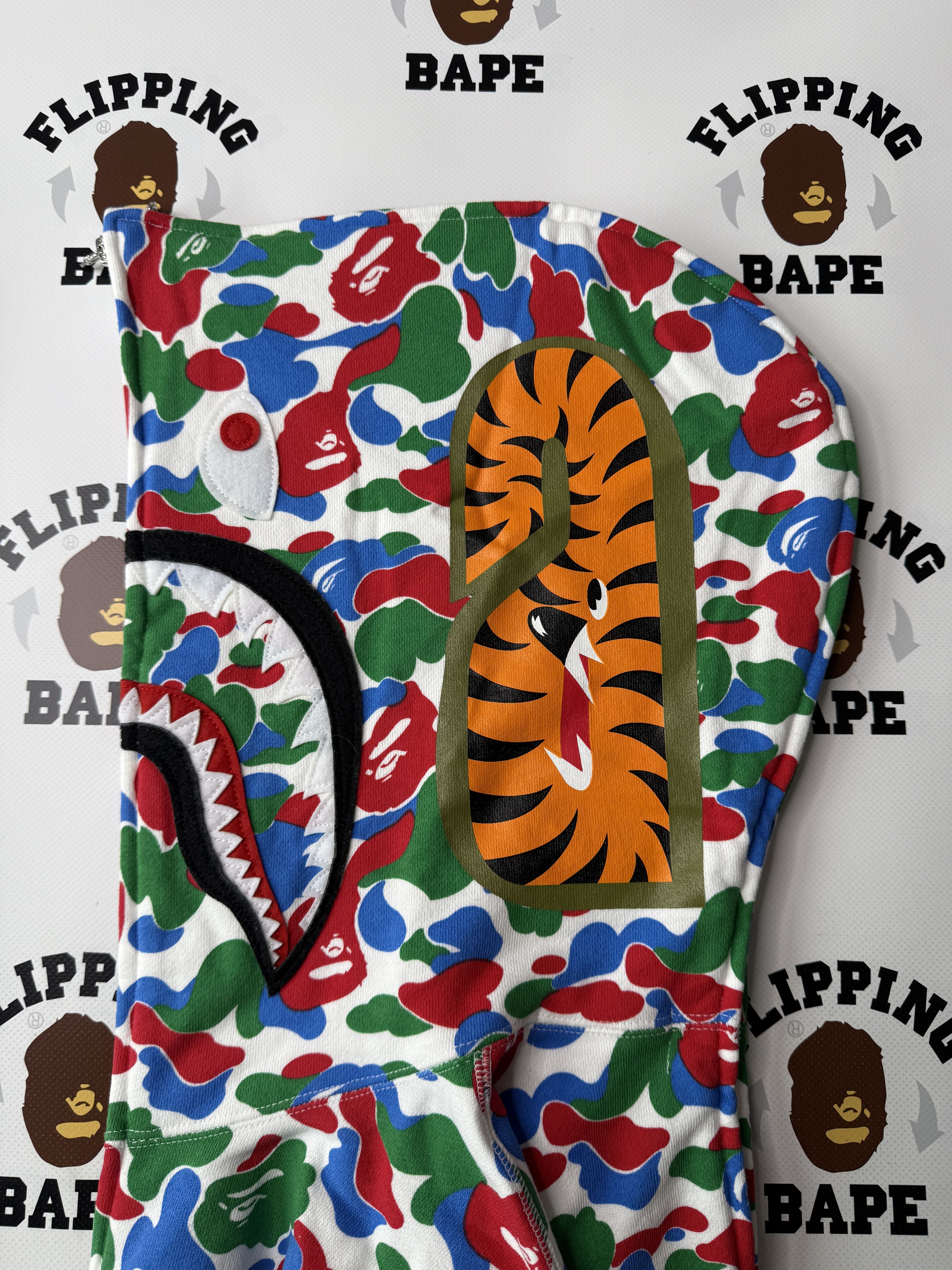 Bape BAPE QINGDAO SEPARATE SHARK FULL ZIP HOODIE Size US M / EU 48-50 / 2 - 6 Thumbnail