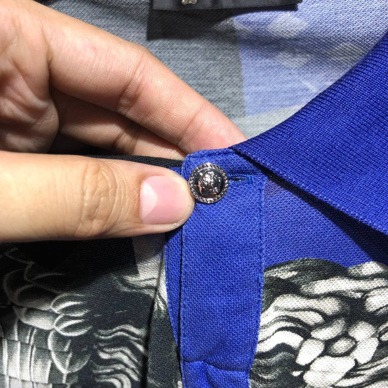 Versace Versace jacquard polo shirt Size US L / EU 52-54 / 3 - 4 Thumbnail
