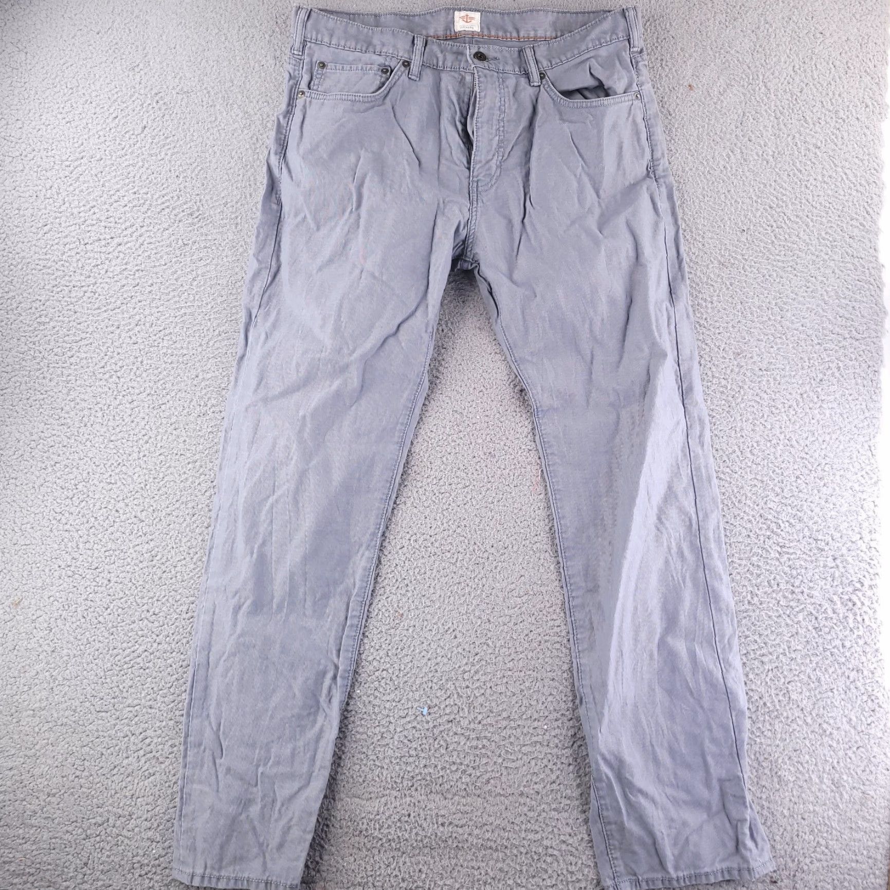 Dockers **Dockers Gray Chino Pants Mens 36x32 Regular Fit Corduroy** User: **Dockers Mens Gray Chino Pants 36x32 Regular Fit Corduroy** Size US 36 / EU 52 - 2 Thumbnail