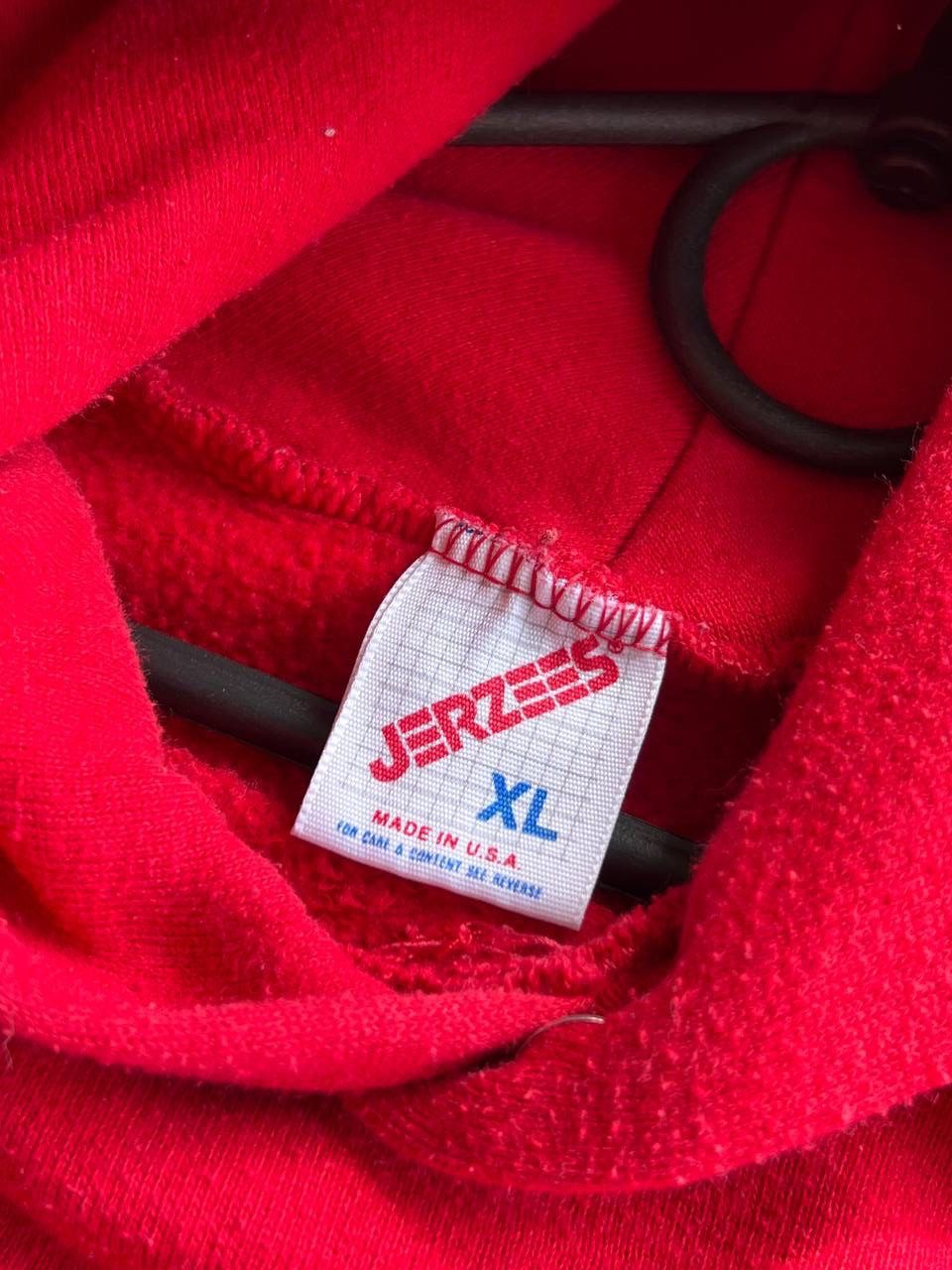 Marlboro × Vintage Vintage 90s red Marlboro basic hoodie oversized USA JERZEES Size US XL / EU 56 / 4 - 6 Thumbnail