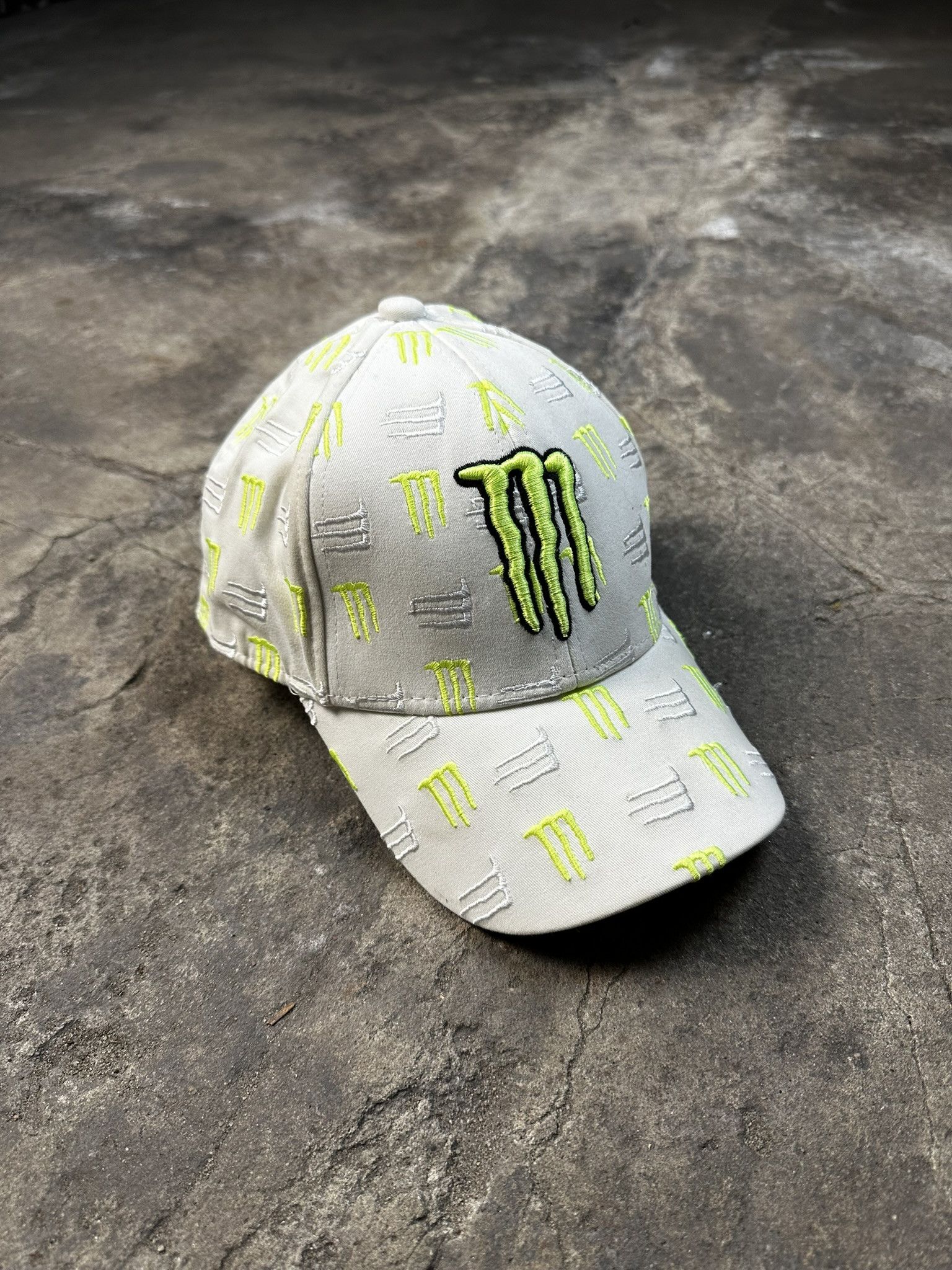Vintage Vintage Y2k Monster Energy Logo Pattern Cap Size ONE SIZE - 1 Thumbnail