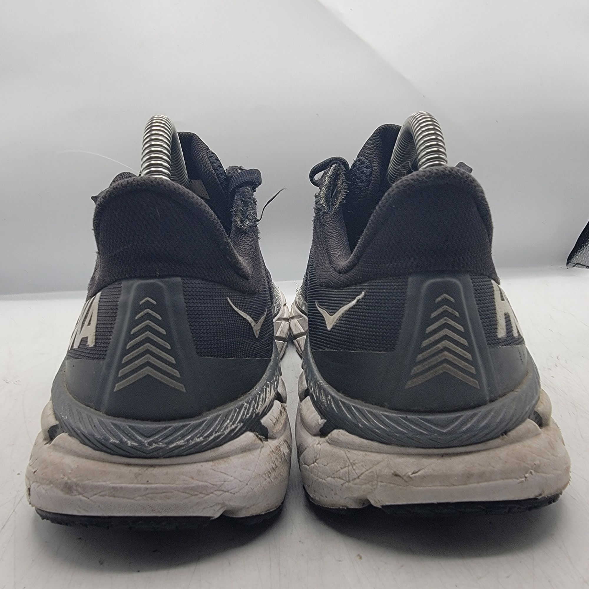 Hoka Hoka One One Clifton 7 Womens 7.5 D Wide Black Athletic Shoe Size US 7.5 / IT 37.5 - 5 Thumbnail