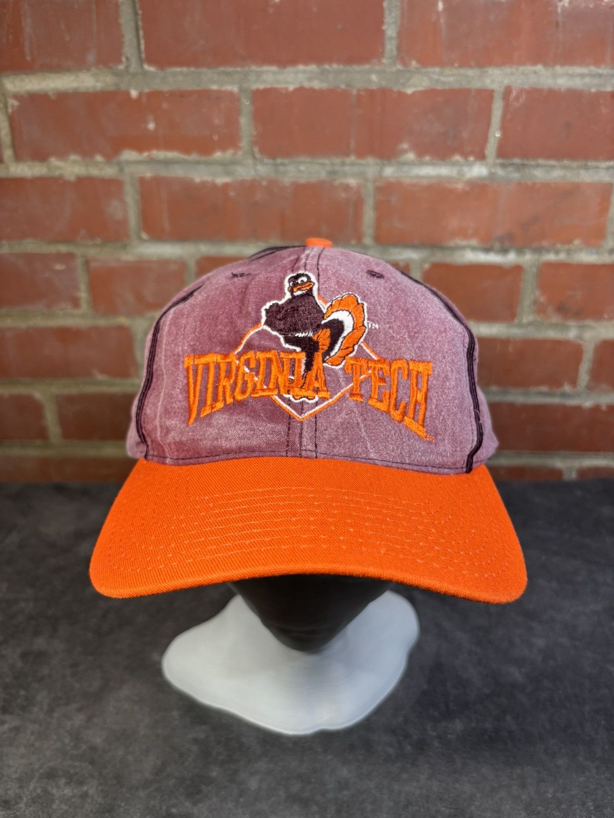 NCAA Vintage 80s Virginia Tech University Hokies Snapback Hat USA Size ONE SIZE - 1 Thumbnail