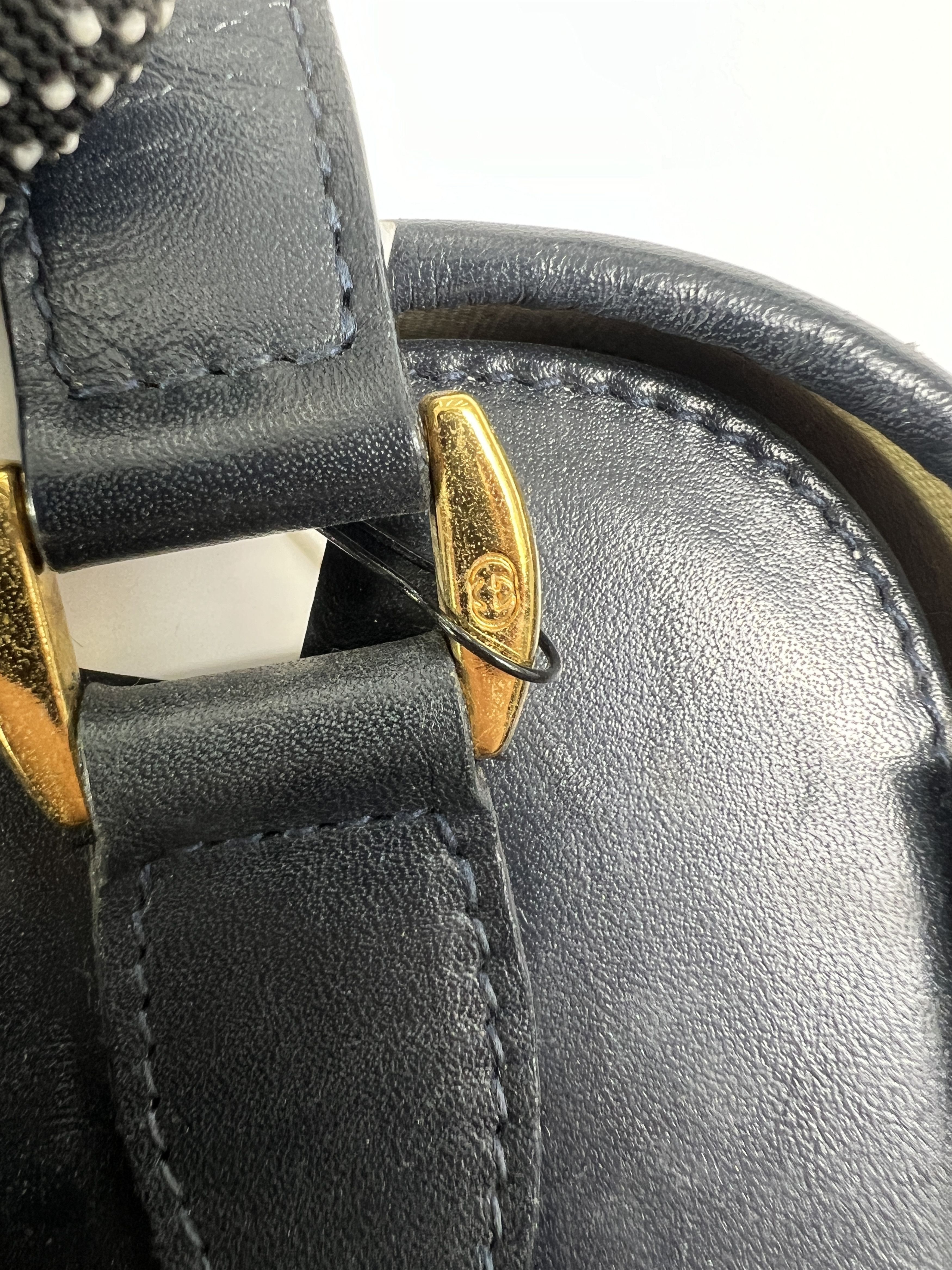 Gucci Vintage GUCCI Floral Printed Canvas Shoulder Bag Size ONE SIZE - 8 Thumbnail