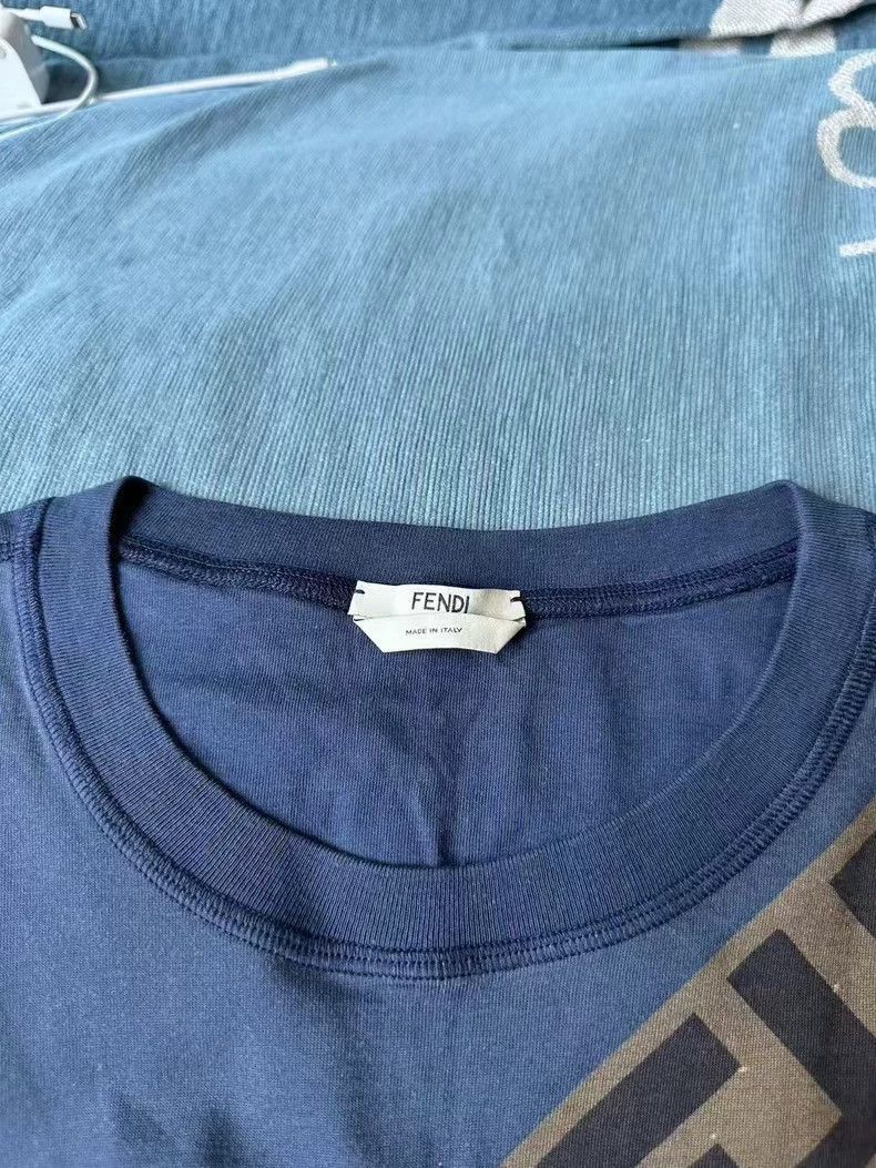 Fendi Fendi Short Sleeve TShirt Size US S / EU 44-46 / 1 - 2 Thumbnail