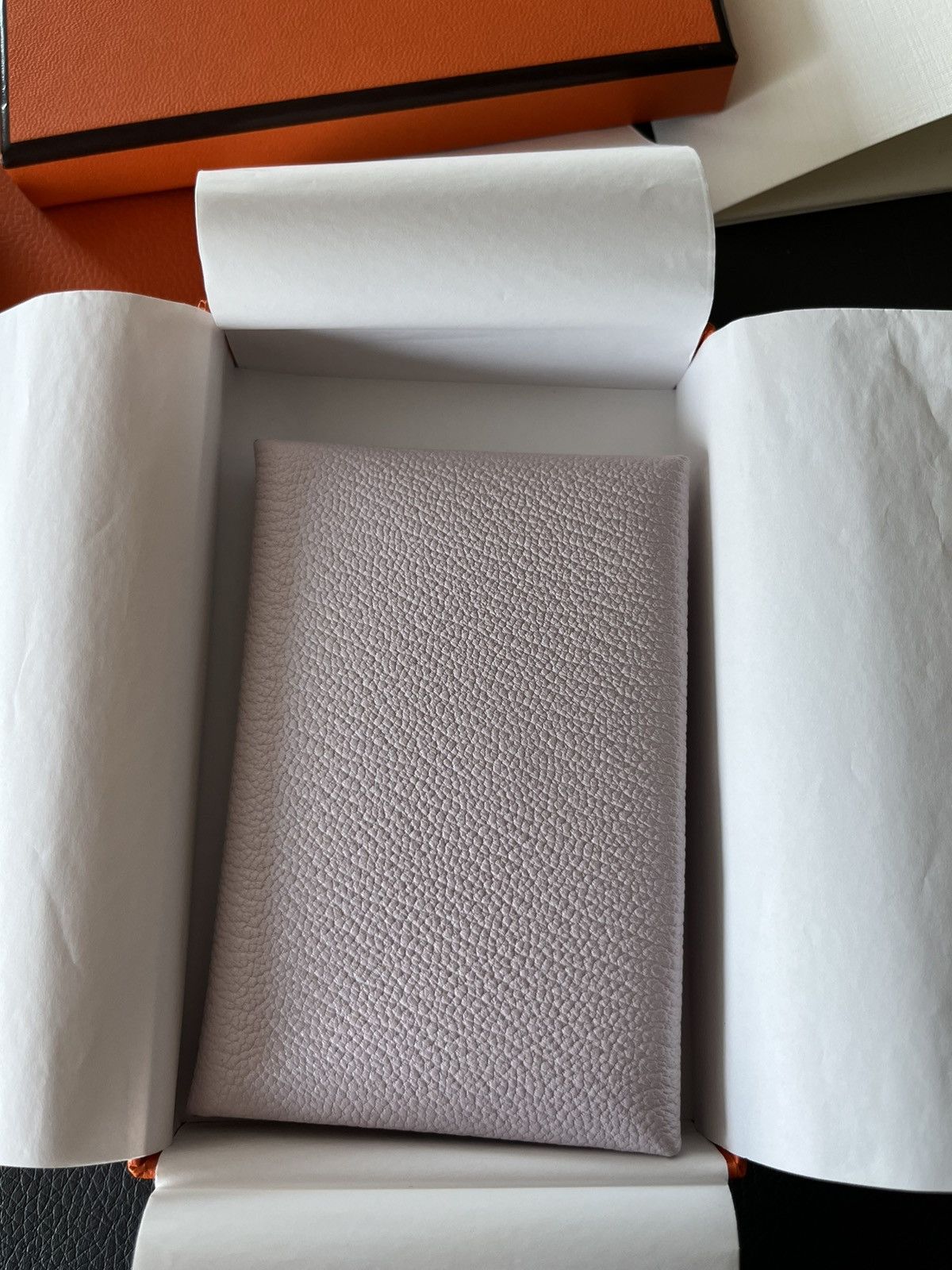 Hermes Hermes Brand New Calvi Mauve Pale Chèvre Mysore Leather Size ONE SIZE - 8 Thumbnail