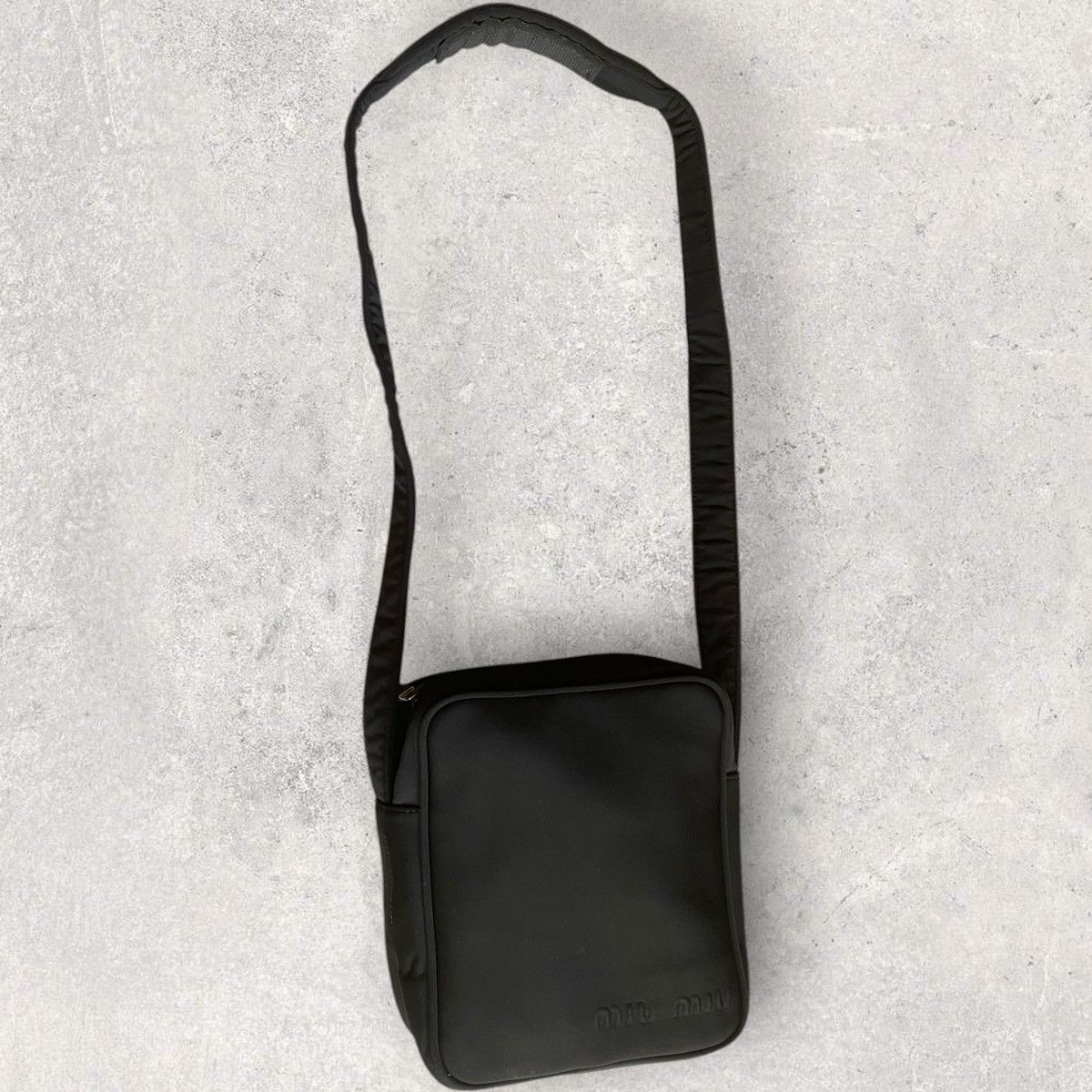 Miu Miu Miu Miu Logo Emboss Logo Bag Size ONE SIZE - 3 Thumbnail