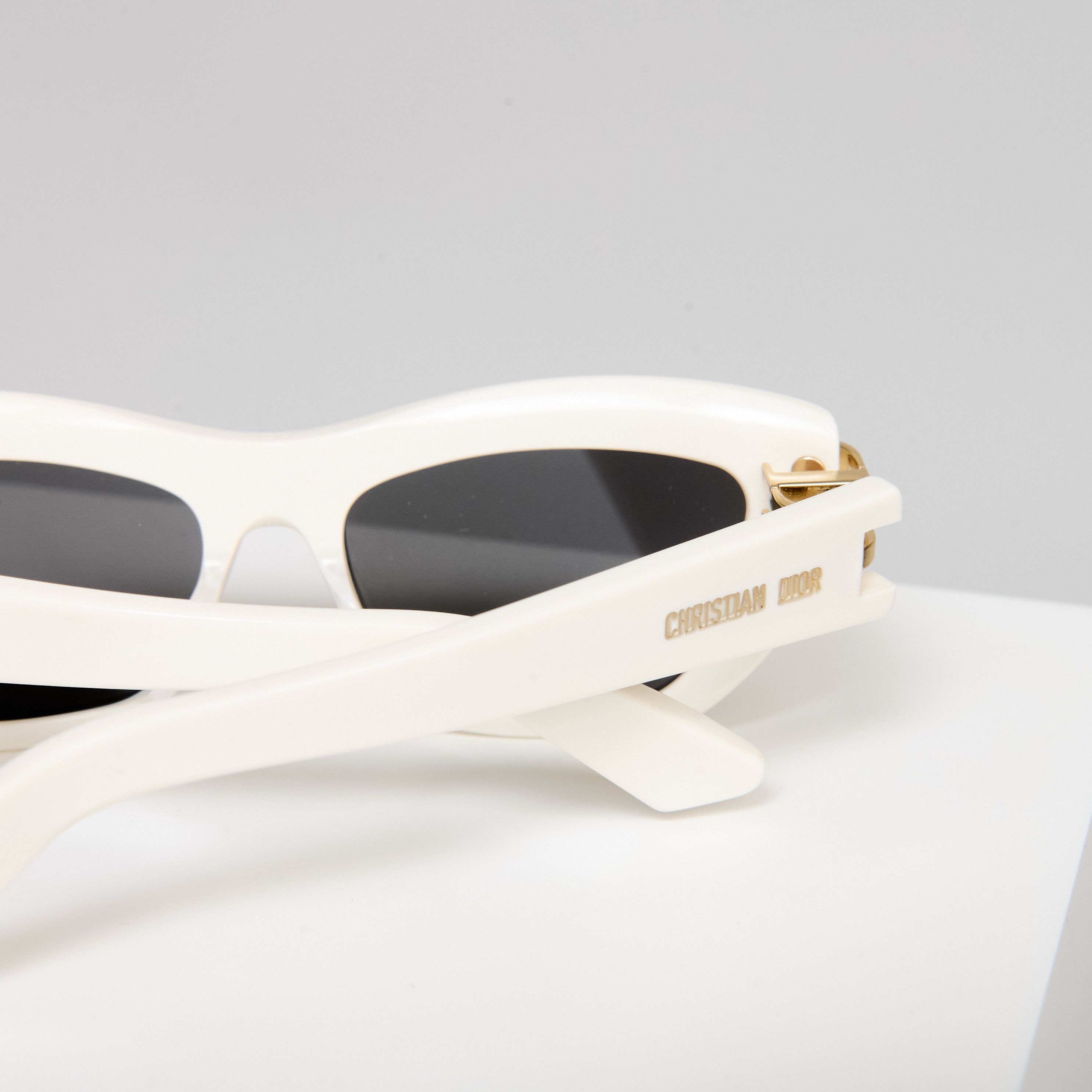 Dior DIOR CDIOR B2U SUNGLASSES Size ONE SIZE - 11 Thumbnail
