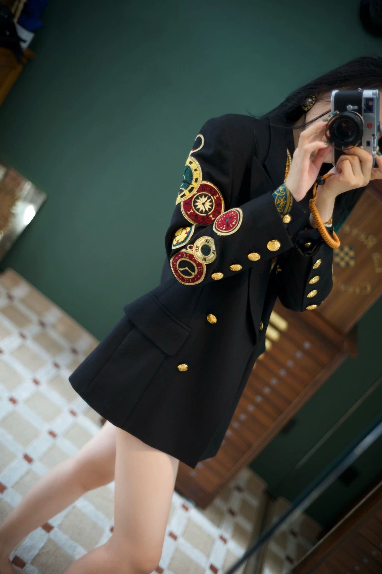 Escada Escada Vintage Wool Black & Gold Clock Embroidered Suit d40 Size S / US 4 / IT 40 - 8 Thumbnail