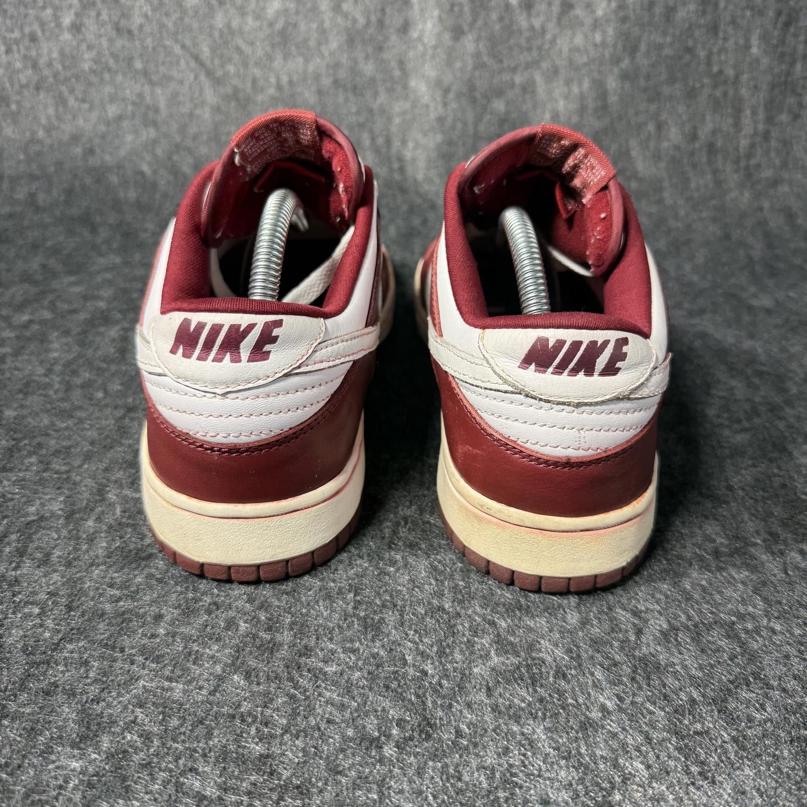 Nike Nike Shoes Men's 9.5 Burgundy Dunk Low 2003 624044-613 VTG Size US 9.5 / EU 42-43 - 6 Thumbnail