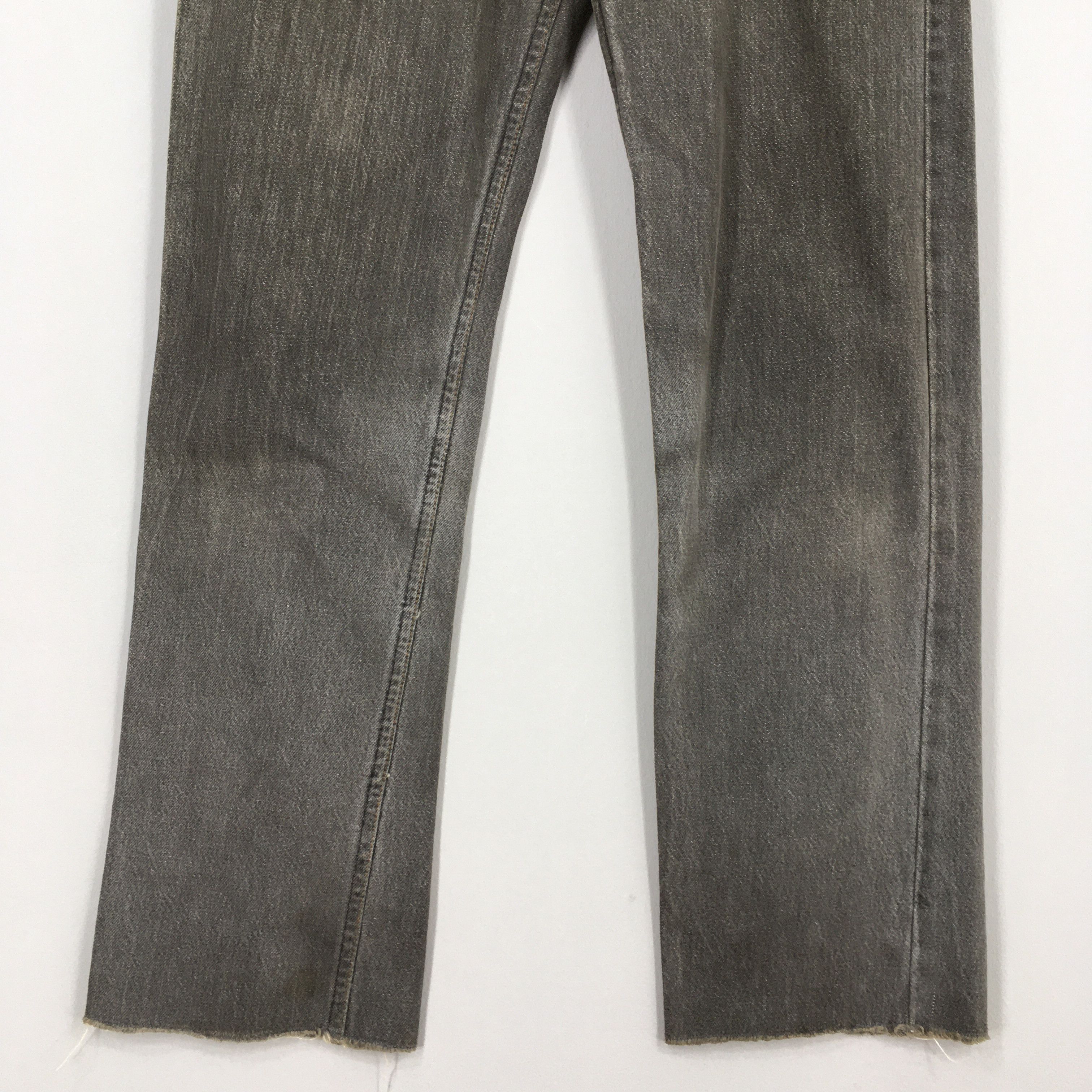 Levi's Size 30x31 Vintage 90s Levi's 501 Faded Black Jeans S1137 Size US 30 / EU 46 - 4 Thumbnail