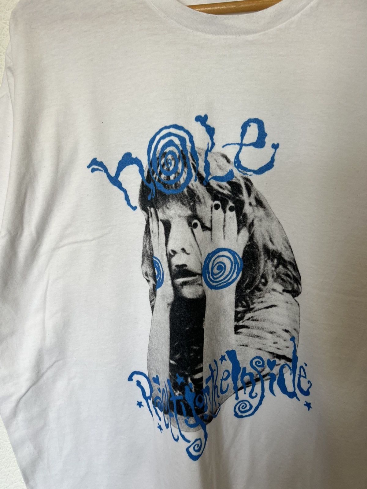 Band Tees Vintage HOLE Pretty On The Inside Tee Rare Size US XXL / EU 58 / 5 - 2 Thumbnail