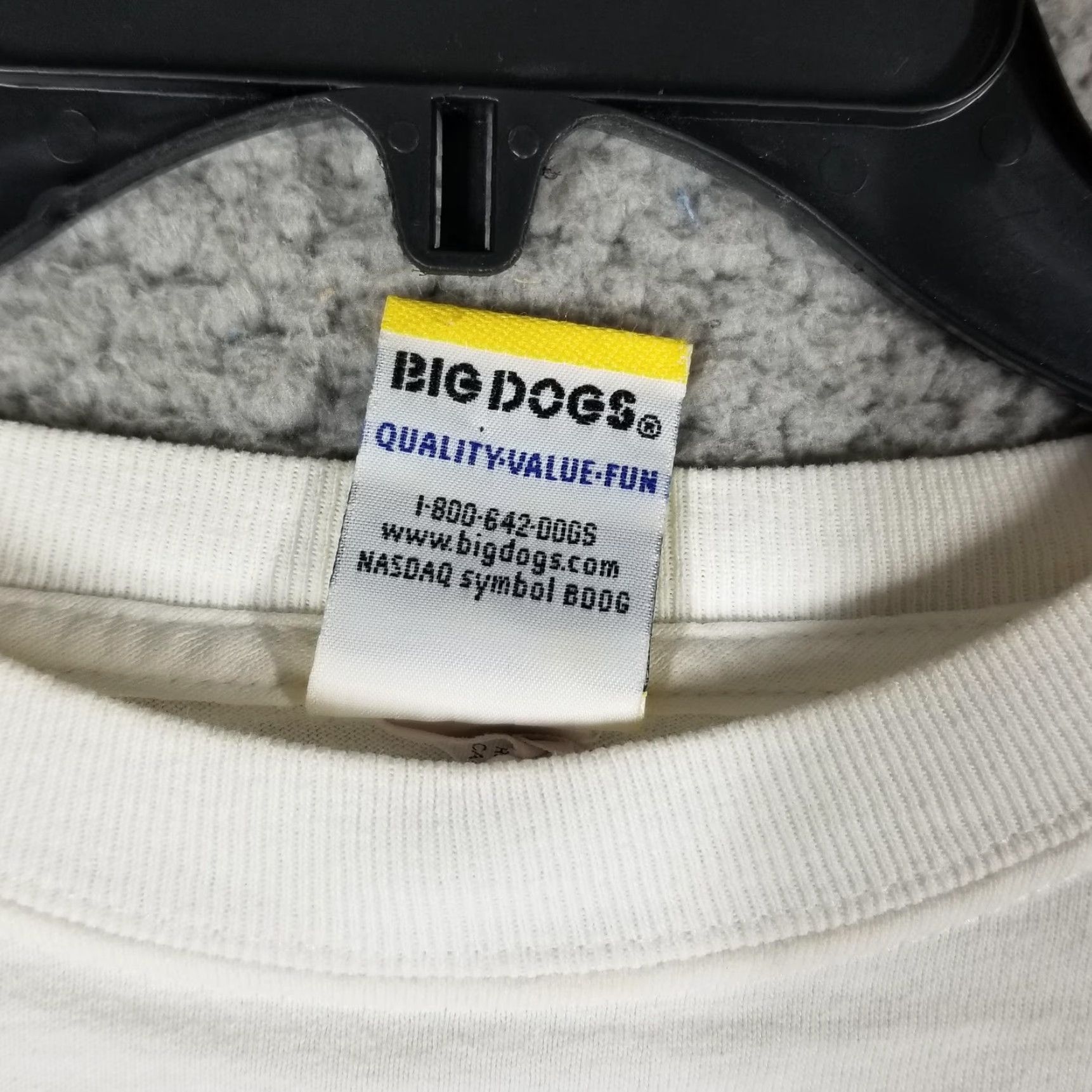 Big Dogs VINTAGE Big Dogs Shirt Mens Large White Long Sleeve Patriotic USA Flag 90s Graphic Print Crew Neck Men L Size US L / EU 52-54 / 3 - 4 Thumbnail