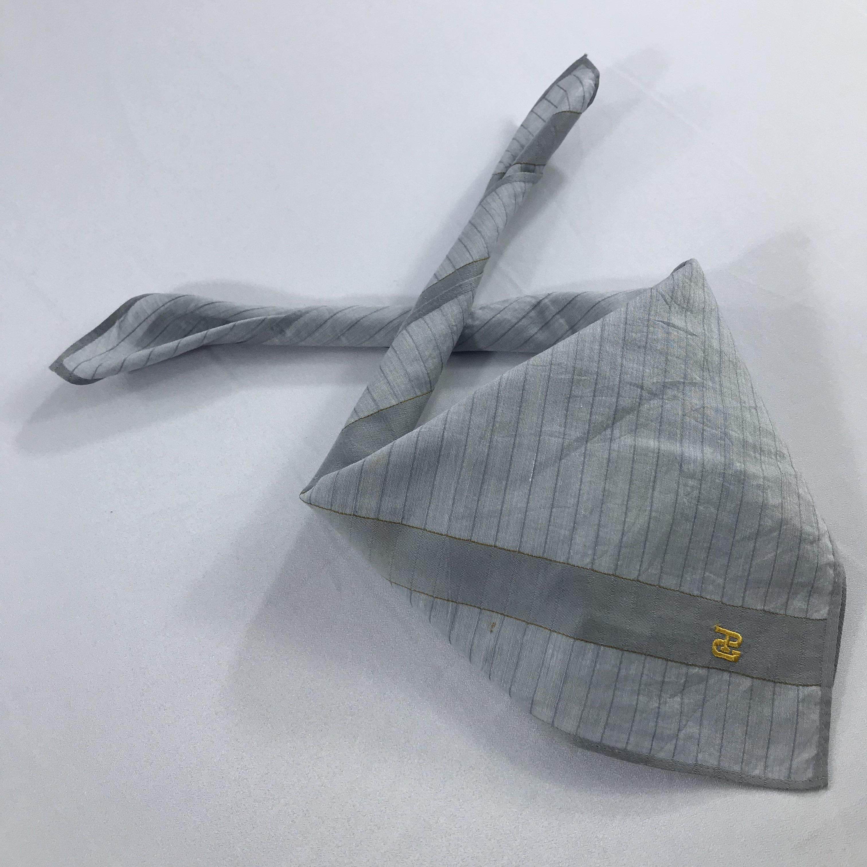 Paolo Gucci × Vintage Paolo Gucci Bandana / Handkerchief / Neckerchief - S2150 Size ONE SIZE - 4 Thumbnail
