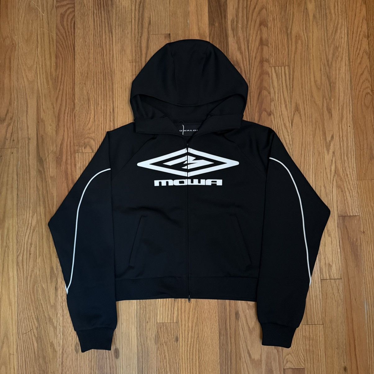 MOWALOLA TECH HOODIE BLACK パーカー　UMBRO MOWALOLA TECH HOODIE BLACK パーカー UMBRO