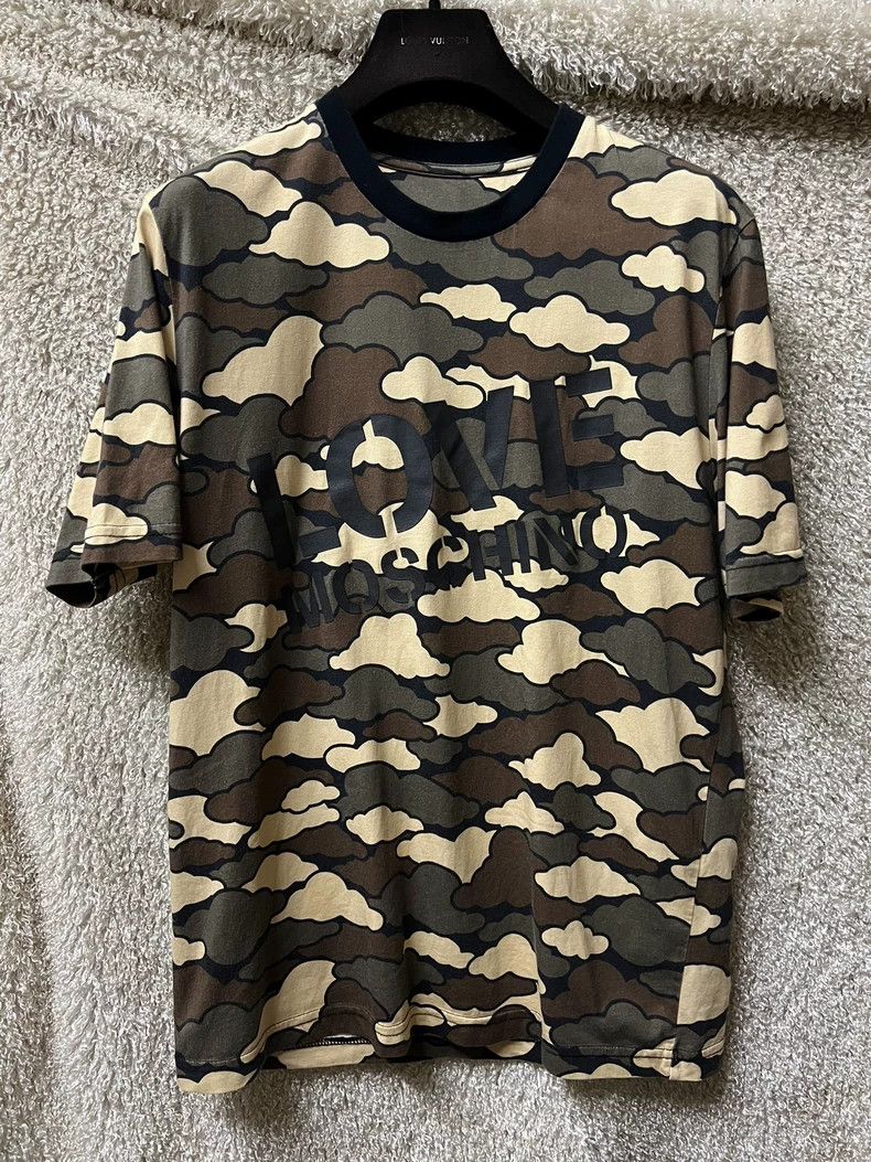 Moschino Moschino Men's Camouflage Short Sleeve T-Shirt Size US S / EU 44-46 / 1 - 1 Thumbnail