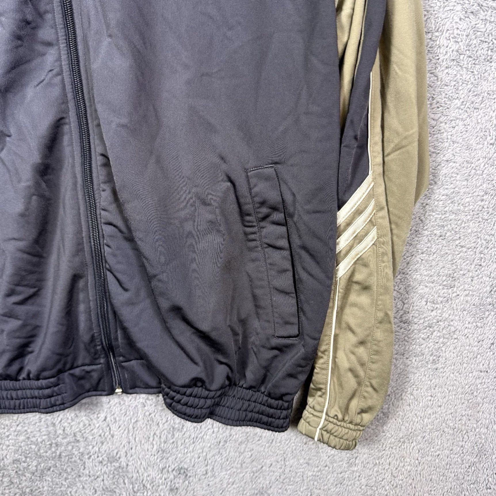 Adidas VINTAGE Adidas Track Suit Mens L Jacket Pants Set Y2K Military Green Hip Hop Size 42R - 4 Thumbnail