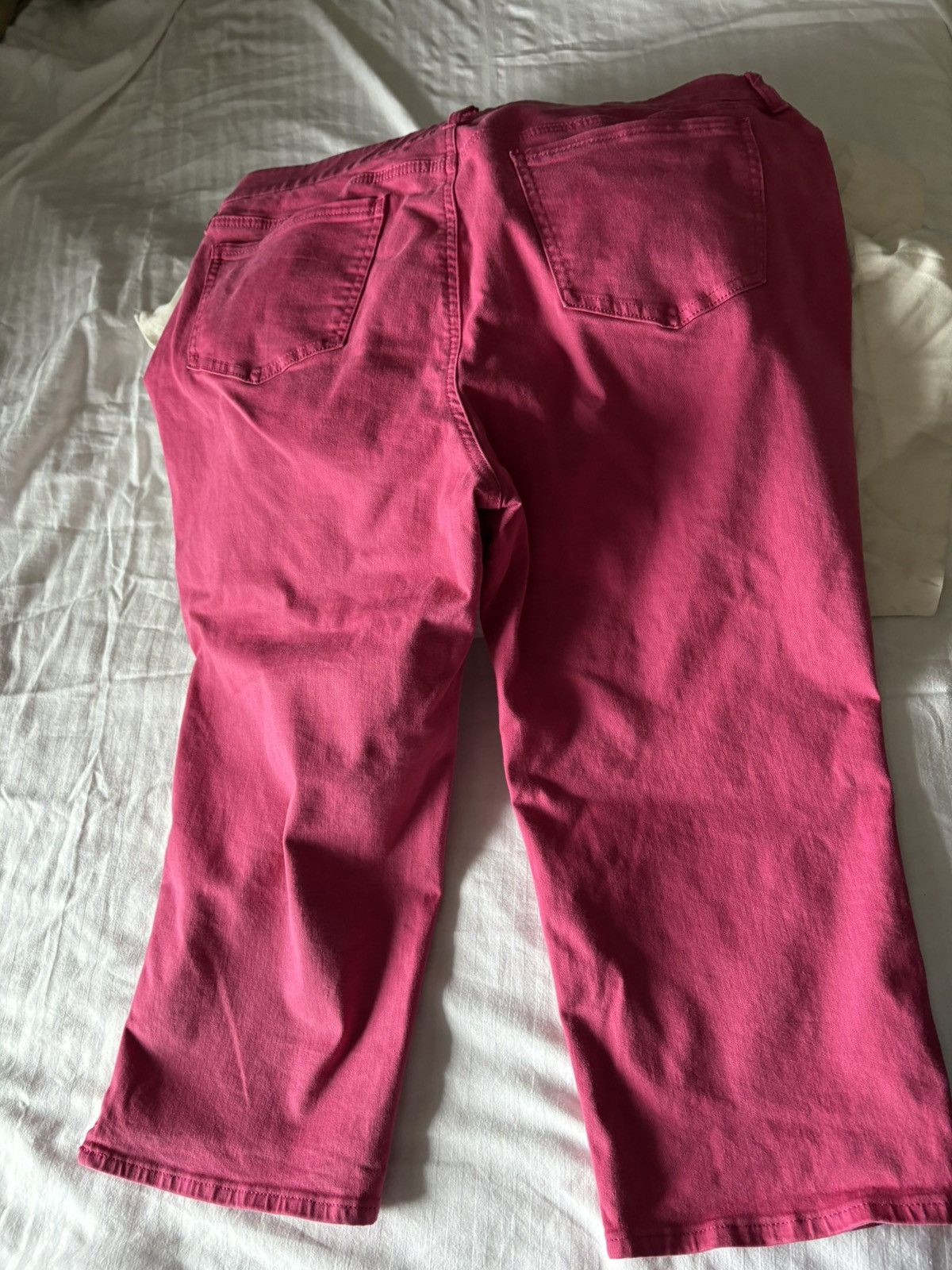 NYDJ NYDJ Raspberry Pink Denim Slim Capri Button Zip Plus XL Size 36" / US 14 / IT 50 - 4 Thumbnail