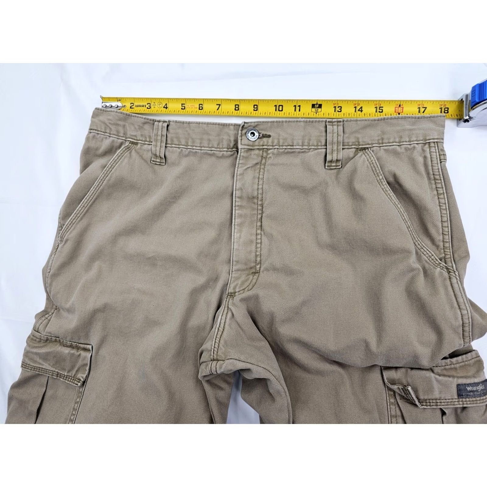 Wrangler Wrangler Cargo Pants Men 36x34 Fleece Lined Beige Relaxed Fit Cargo Utility Workwear Pants Size US 36 / EU 52 - 6 Thumbnail