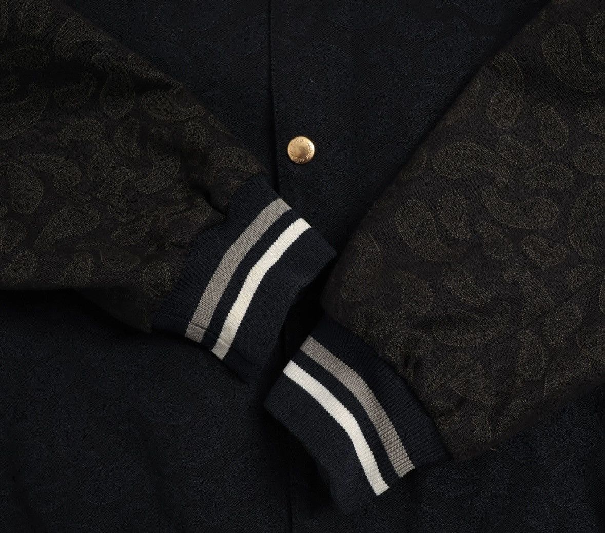 Maison Kitsune Maison Kitsune Indigo Blue Green Jacquard Size US M / EU 48-50 / 2 - 6 Thumbnail