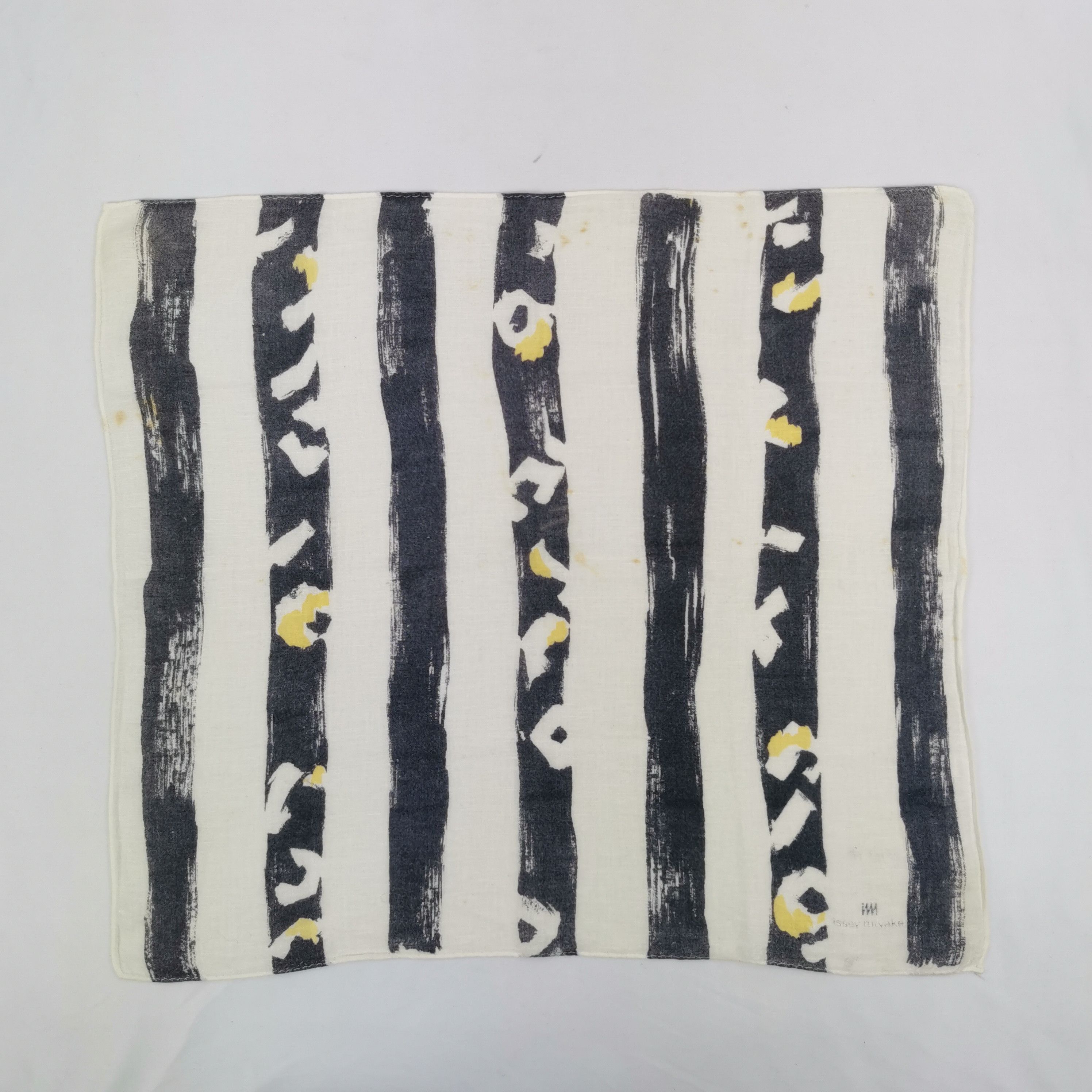 Issey Miyake Vintage Issey Miyake Handkerchief 56789 Size ONE SIZE - 2 Thumbnail