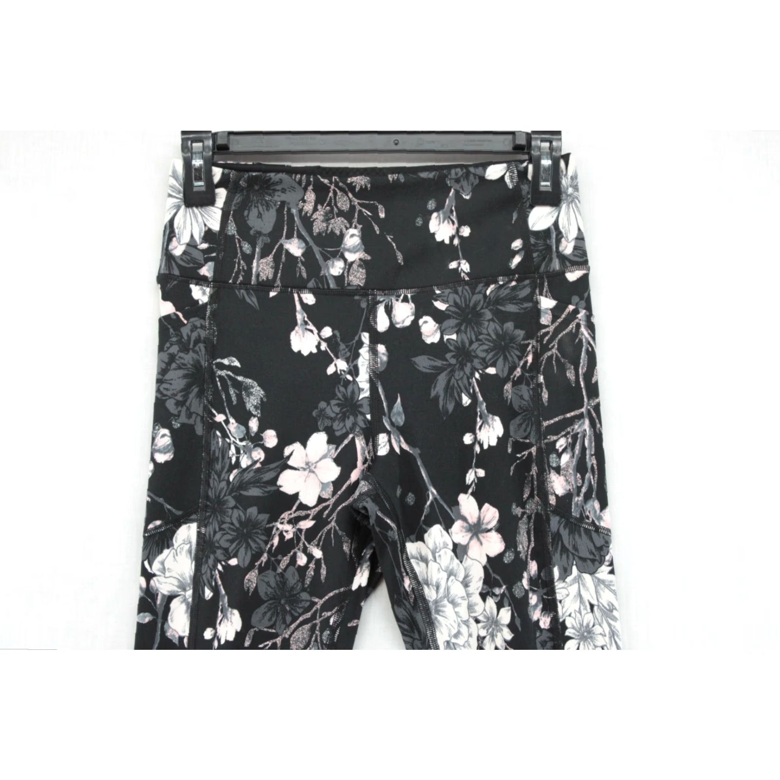 Victoria's Secret Victoria's Secret Leggings Women’s 6 Black Floral Athleisure Women’s Size 28" / US 6 / IT 42 - 6 Thumbnail