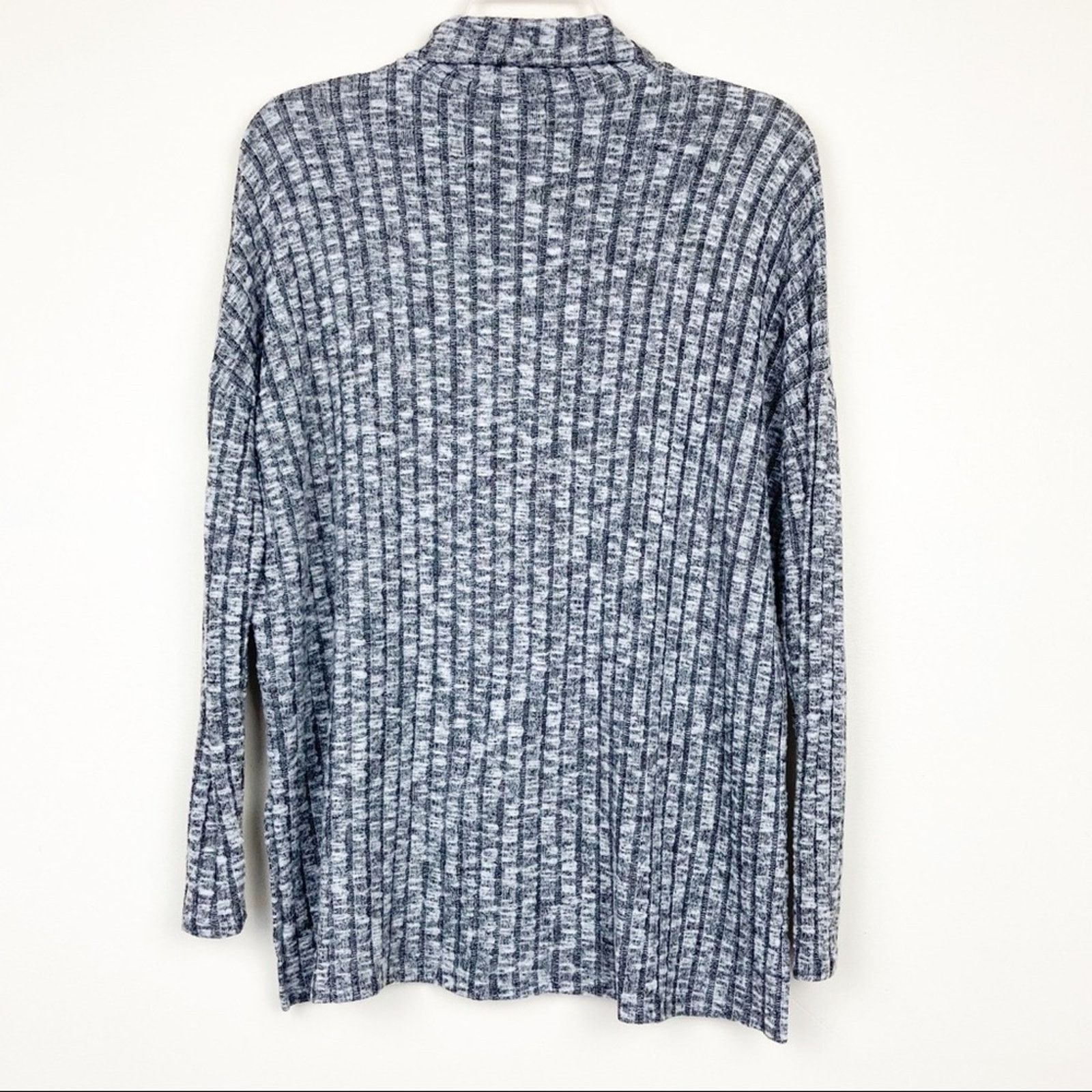 American Eagle Outfitters American Eagle Gray Ribbed Turtleneck Sweater Sz S Size US S / EU 44-46 / 1 - 4 Thumbnail